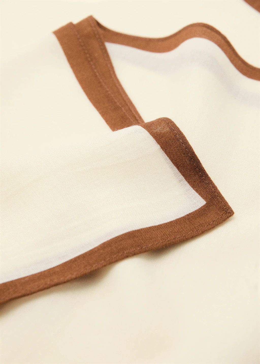 Wool pocket square | MANGO (UK)