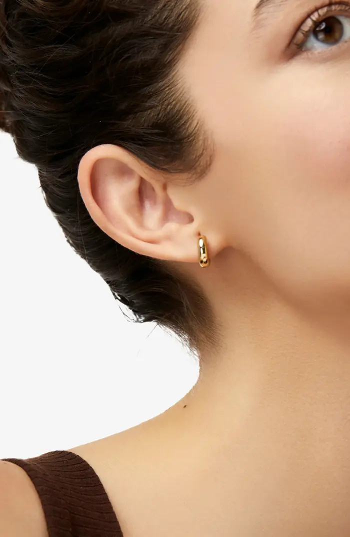 Ana Luisa Giulia Huggie Hoop Earrings | Nordstrom | Nordstrom