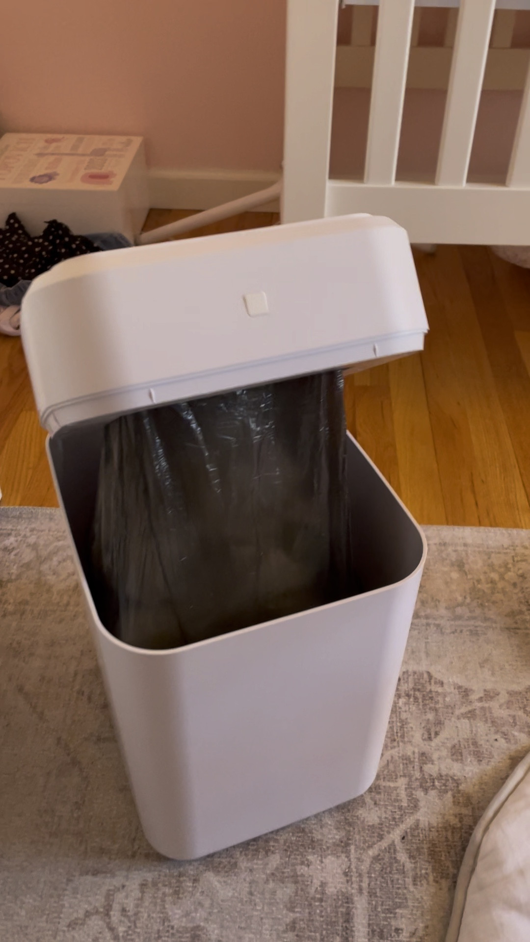 4 Gallon Self Sealing and Self-Changing Smart Trash Can / Motion Sensor 

#LTKhome