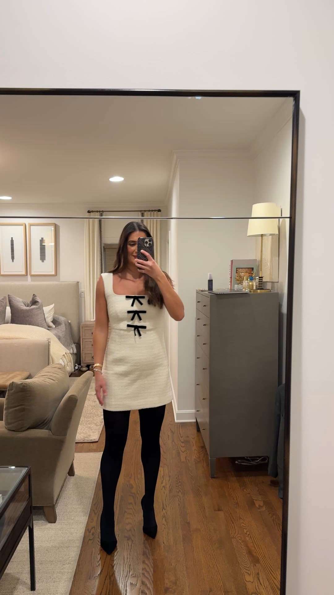 Bow dress, cocktail dress, holiday dress, New Year’s Eve dress

#LTKHoliday