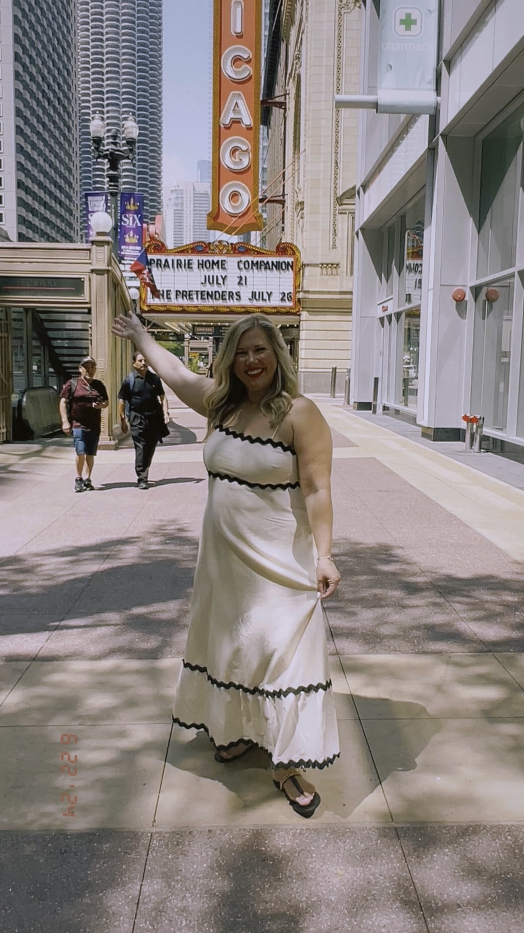 My “it dress” for the summer. 🖤🤍Wearing a large. 




#LTKSeasonal #LTKMidsize #LTKStyleTip