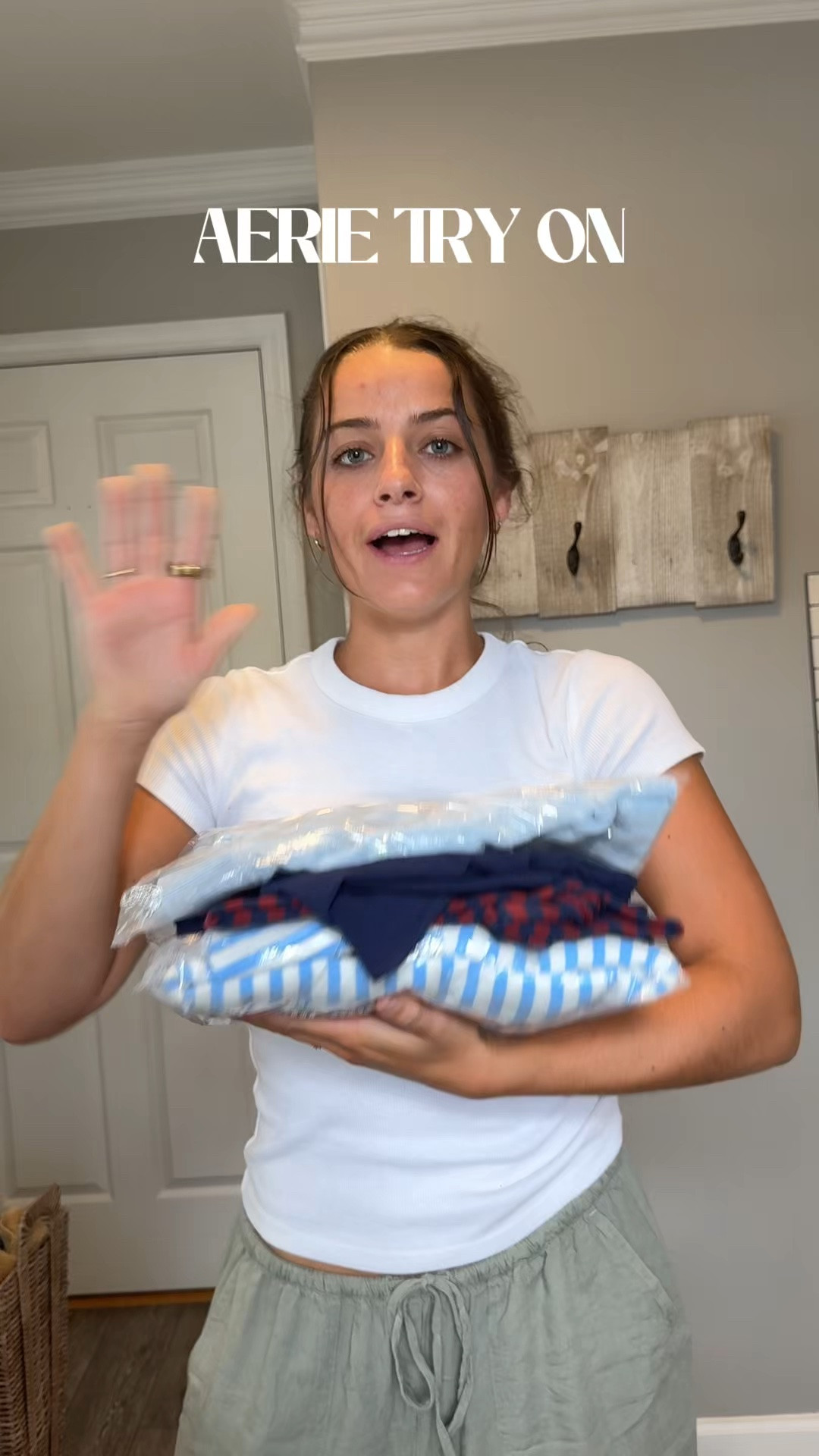 Filmed this a week ago but an overdue @Aerie haul

#LTKgrwm #LTKootd #LTKvlog