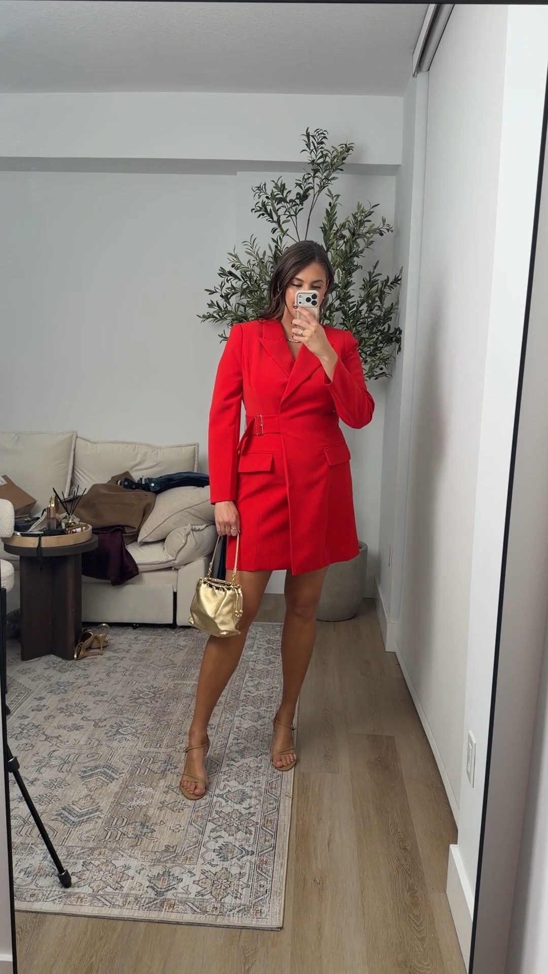 Red blazer dress evening outfit wearing size 12 


White House black
Market / evening outfit / blazer dresses / red blazer dress / Miami outfit / art Basel 

#LTKTall #LTKootd #LTKMidsize