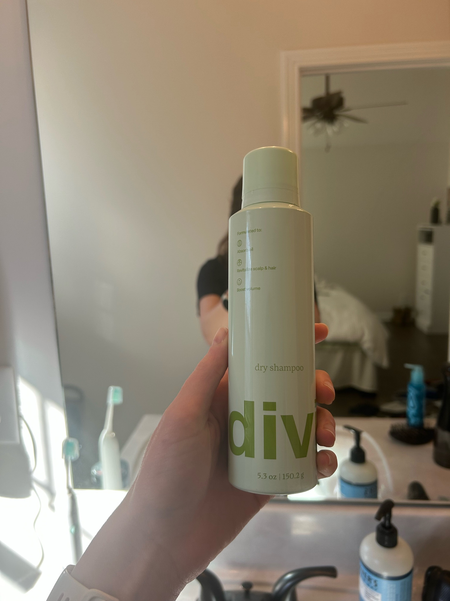 DRY SHAMPOO!!!! 

#LTKGiftGuide #LTKFitness #LTKFindsUnder50