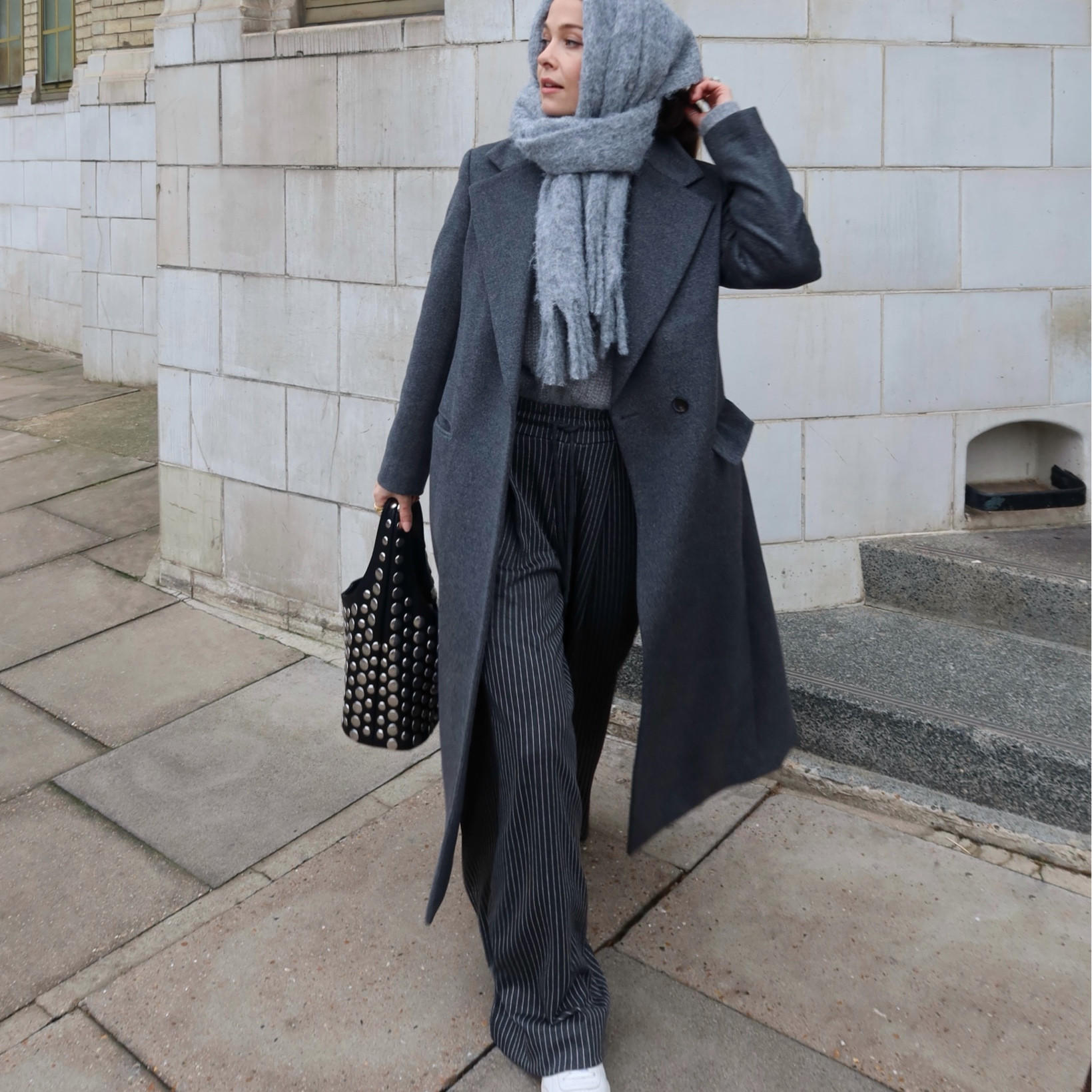 Grey styling 
Winter layers 

#LTKeurope #LTKwinter #LTKstyletip