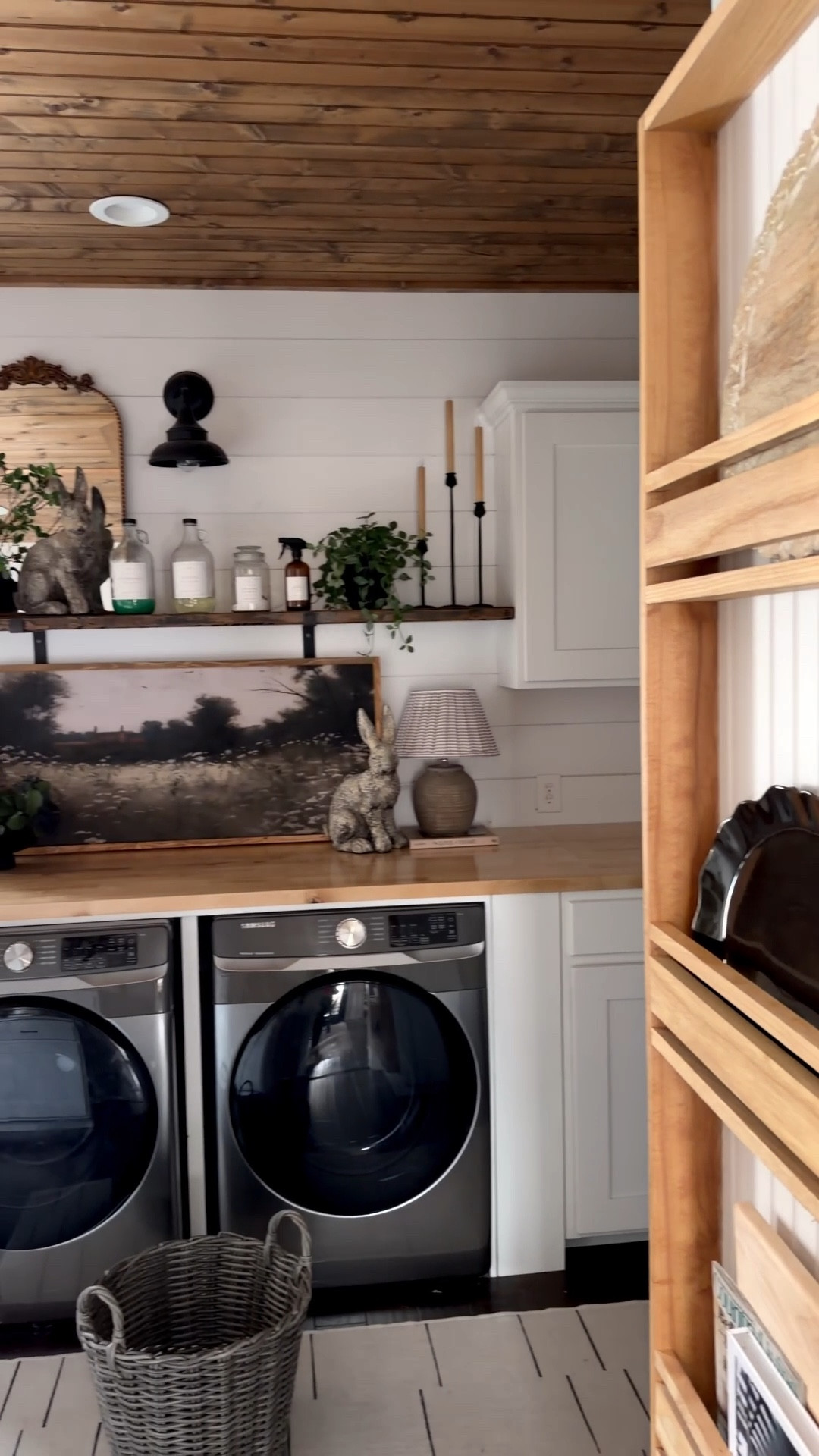 Hello Wednesday 🤎
Sharing my moody Spring laundry room this morning! I hope you like it! Have a super happy day friends! 

#betterhomesandgardens #countryliving #southernliving #homedecor #mycozyhome

#LTKSeasonal #LTKdayinmylife #LTKHome