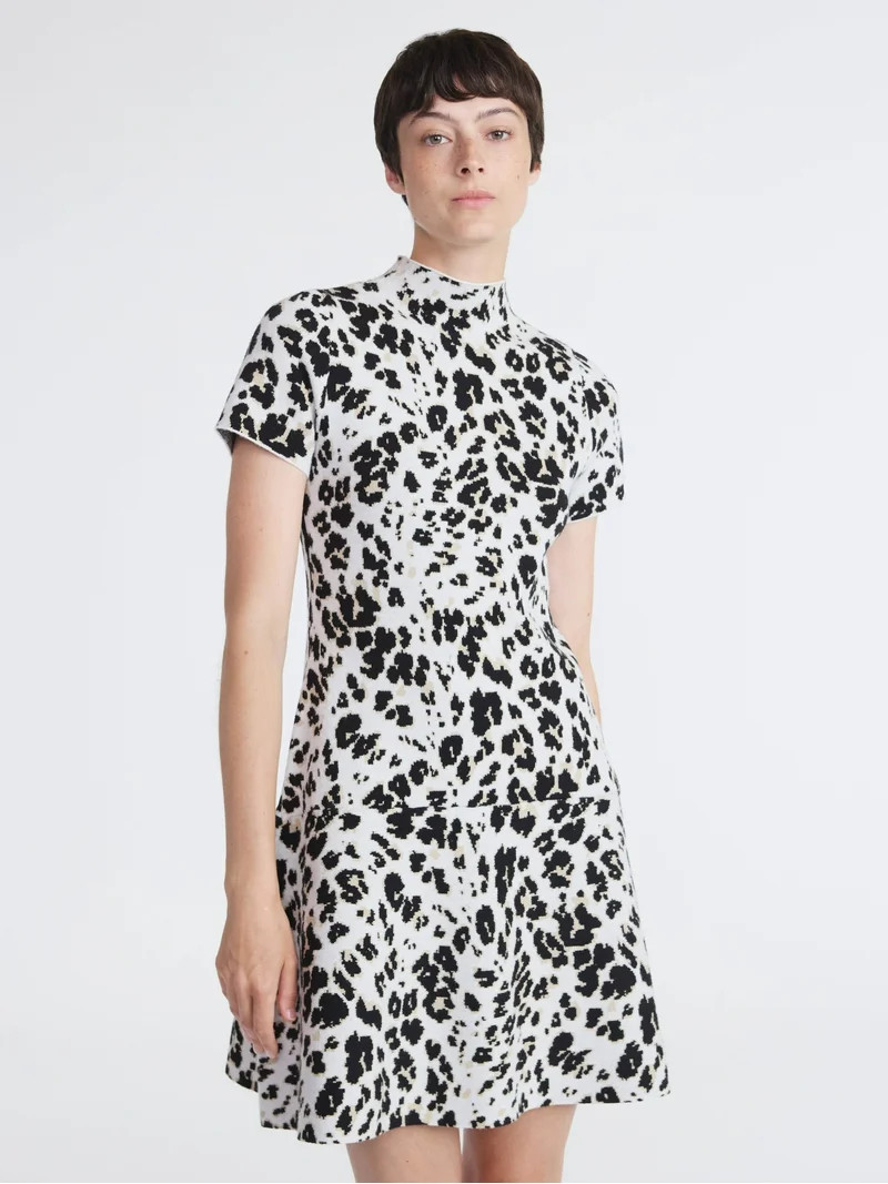 Scoop Women's and Women’s Plus Fit and Flare Jacquard Sweater Dress, Sizes XS-4X | Walmart (US)