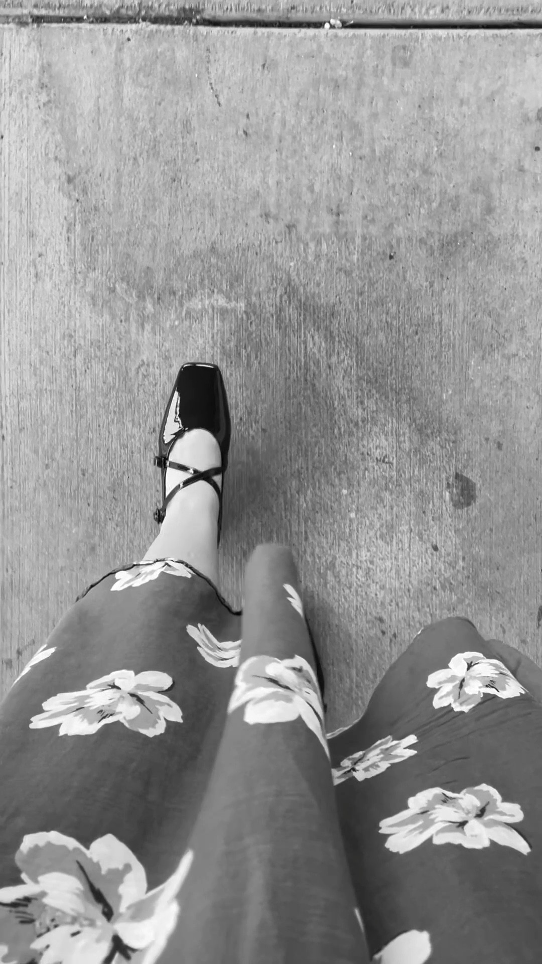 Walking into the new week

#LTKdayinmylife #LTKSeasonal #LTKHoliday