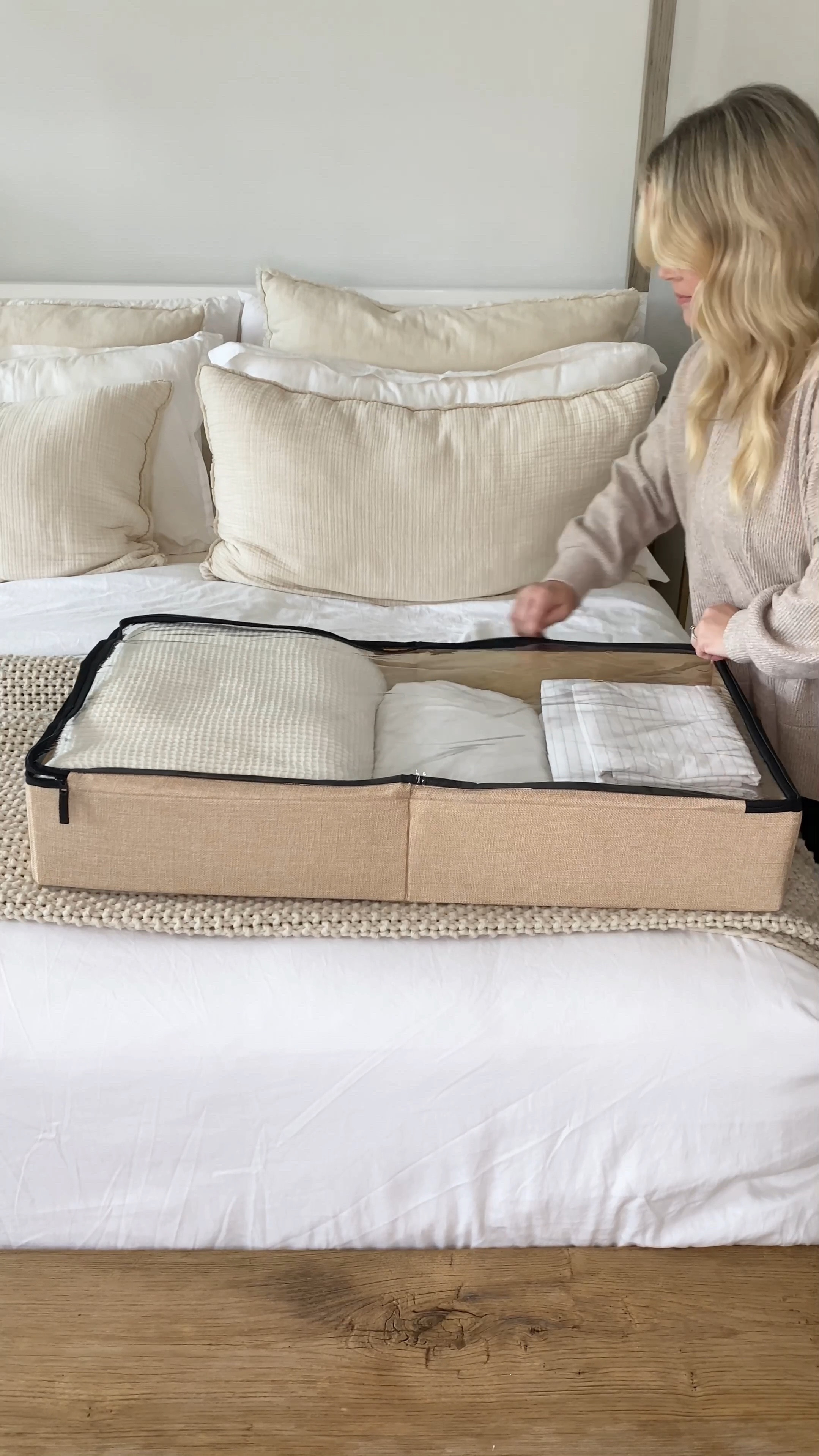 Sharing how I store my extra set of bedding with this under bed storage! Set of two for under $30! 

Amazon home
Organization
Organize
Bedding
Storage 

#LTKhome #LTKsalealert #LTKunder50