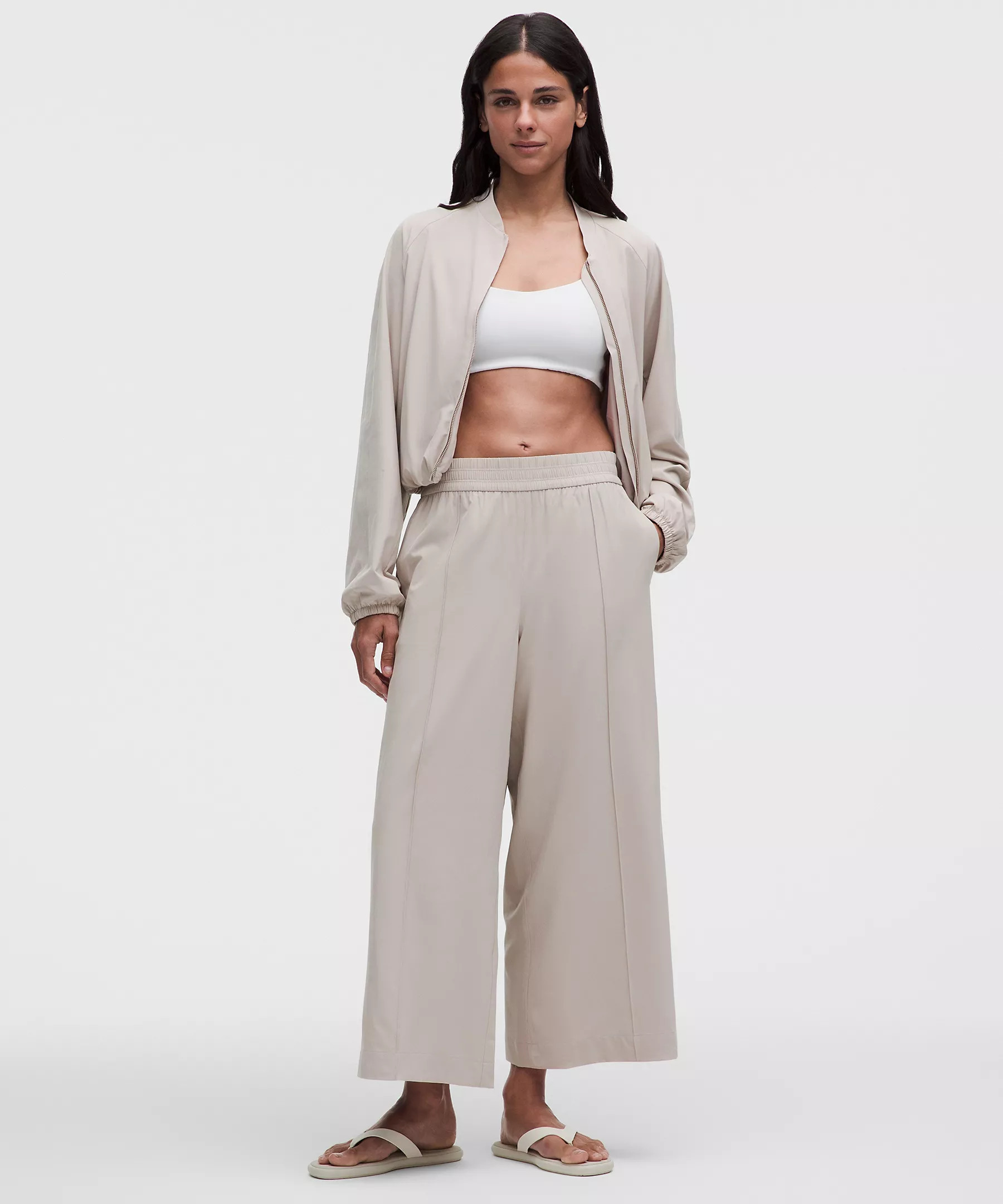 Breezily Mid-Rise Cropped Pant | Lululemon (US)