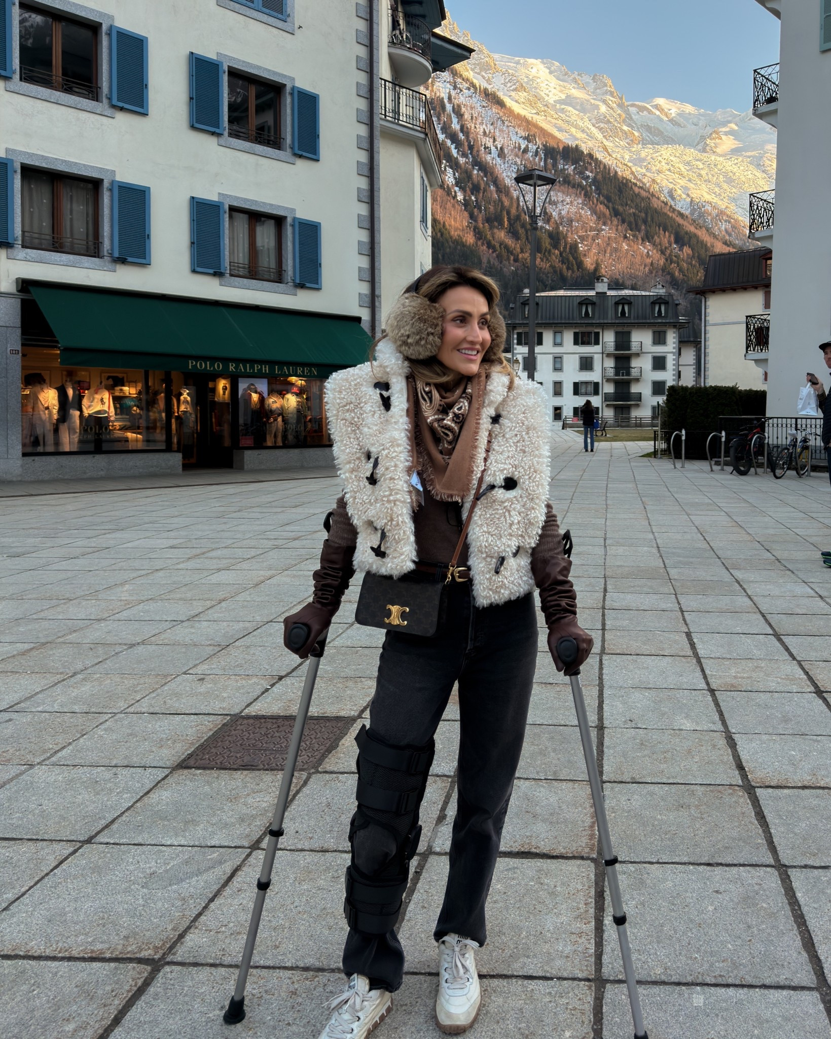 What I’ve been wearing in Chamonix after injuring my knee! Comfy shoes ( so glad I brought these!) and sporty chic layers! 

#LTKOver40 #LTKSeasonal #LTKootd