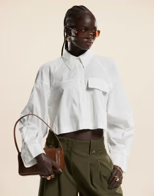 ASOS DESIGN boxy cropped shirt with pocket in premium cotton | ASOS (Global)