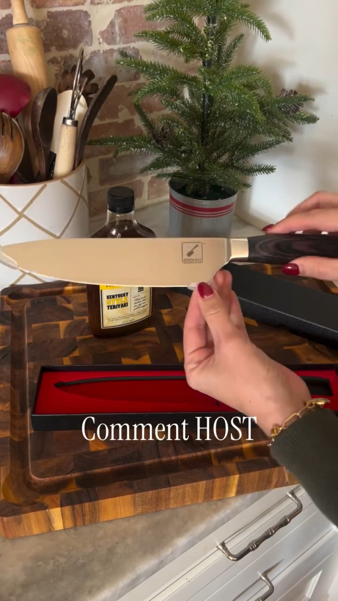 ✨Comment HOST- Don't show up empty handed this holiday season! #hostessgifts #holidayhosting #sc #upstatesc #giftsforall

#LTKfoodie #LTKGiftGuide #LTKHoliday