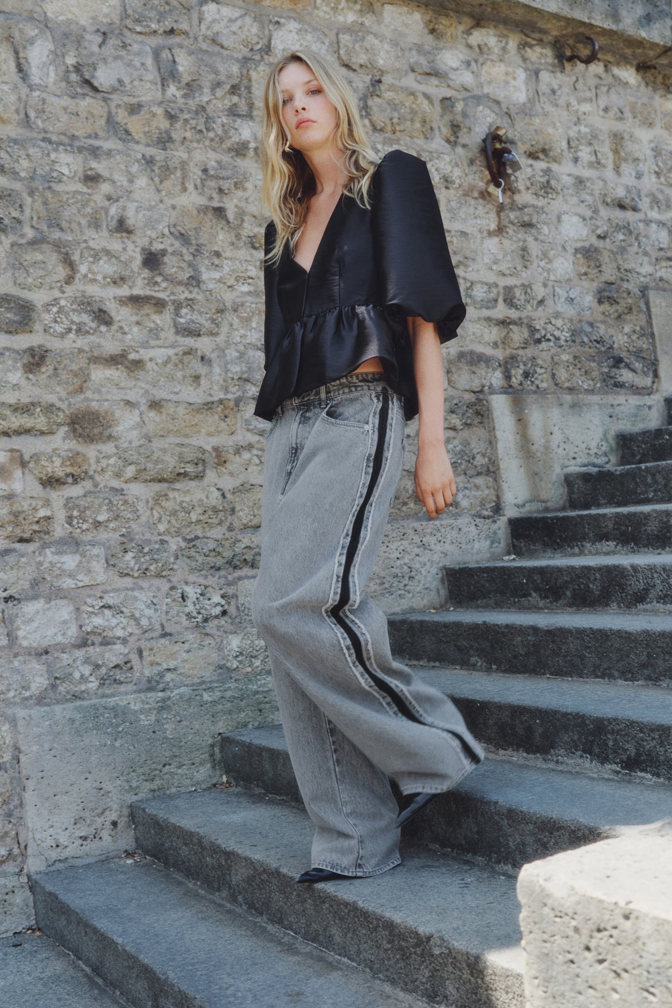 Side-panelled jeans | H&M (UK, MY, IN, SG, PH, TW, HK)