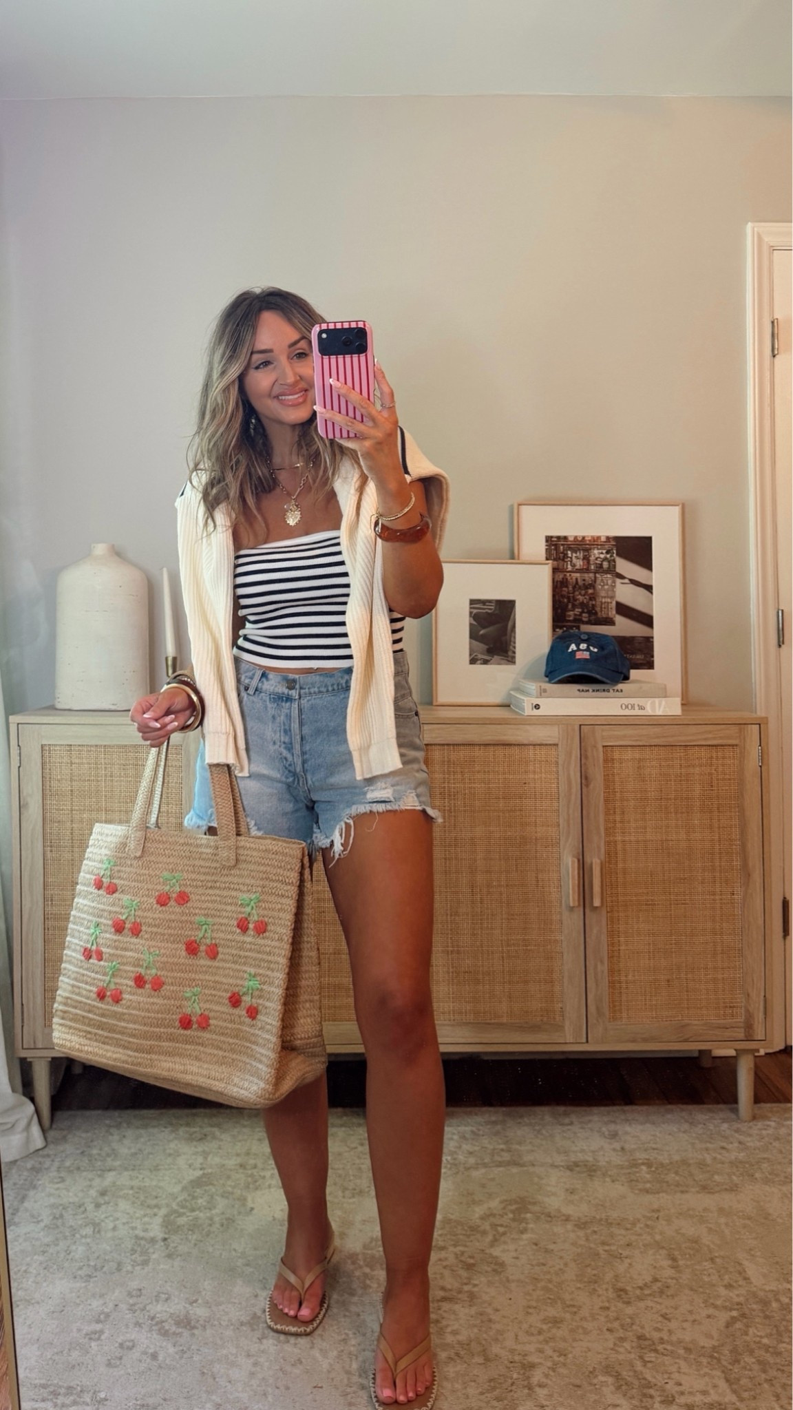 35% off with LEANN35 if expired use code LEANN30 effortless summer outfit perfect for lake, beach and 4th of july! size S top, size M shorts + sweater. summer outfits, beach vacation outfit  @VICI

#LTKootd