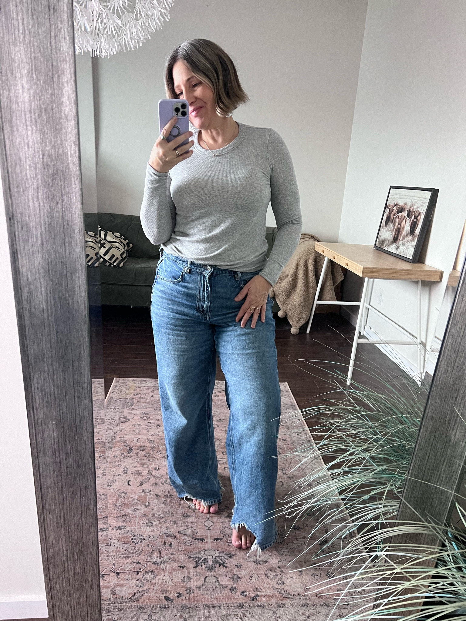 American Eagle Dreamy Drape super high waisted baggy wide leg jean 
Size 12 short -sized up for looser fit 
Size 10 - true size - a bit more snug 
5’2 155 lbs 

#LTKOver40 #LTKMidsize #LTKFindsUnder50