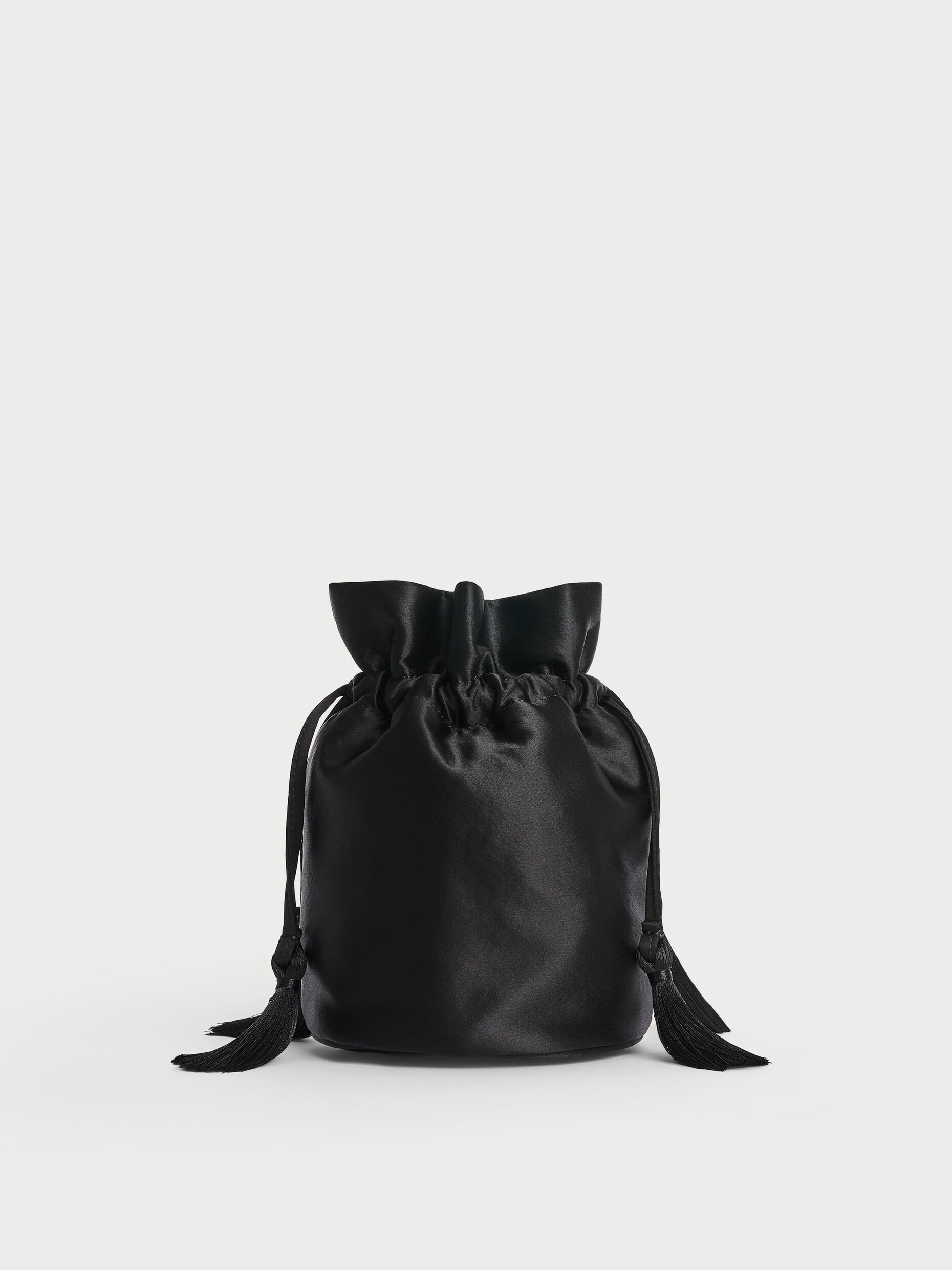 Landinna satin bucket bag | By Malene Birger