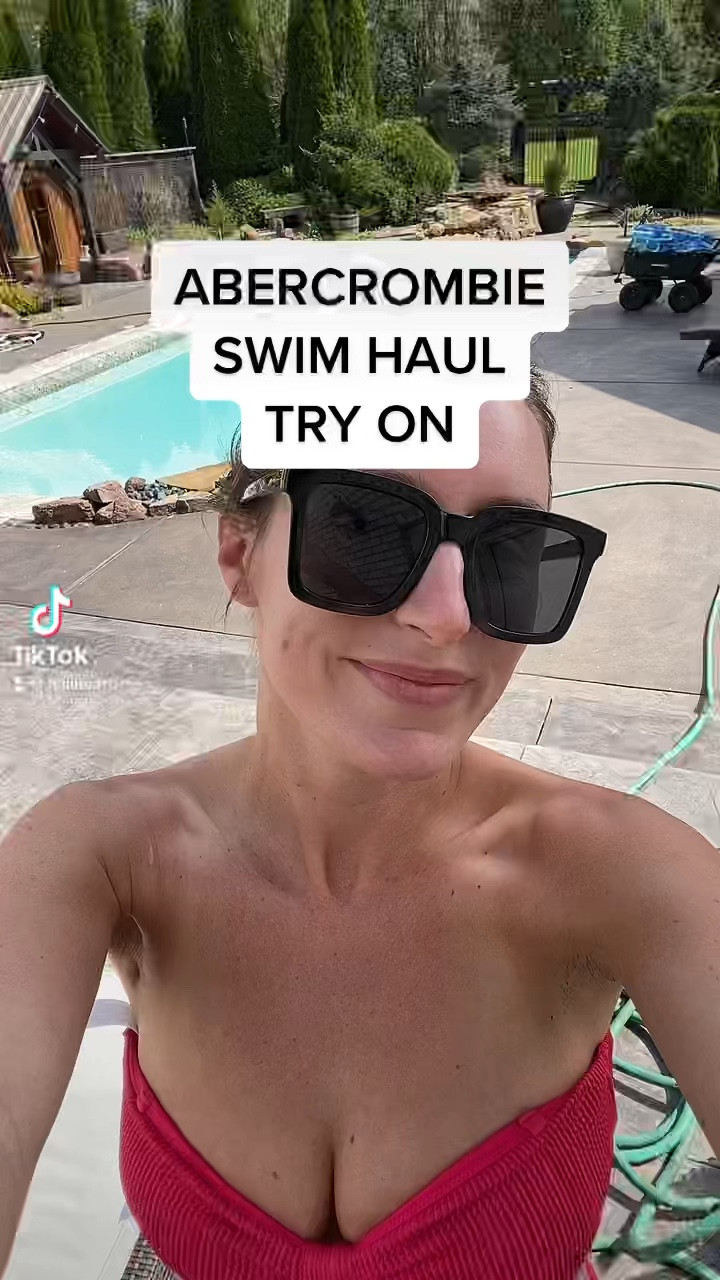 ABERCROMBIE SWIM HAUL
ABERCROMBIE BIKINI HAUL
SIZE M tops
SIZE XS bottoms
all bottoms are the same style! 🤍

#LTKswim