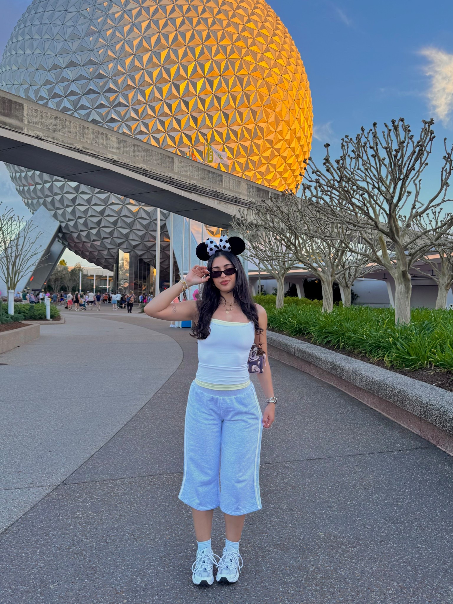 Epcot outfit 🤍 bag is vintage Disney x dooney & bourke. Pants are white fox (size xs)