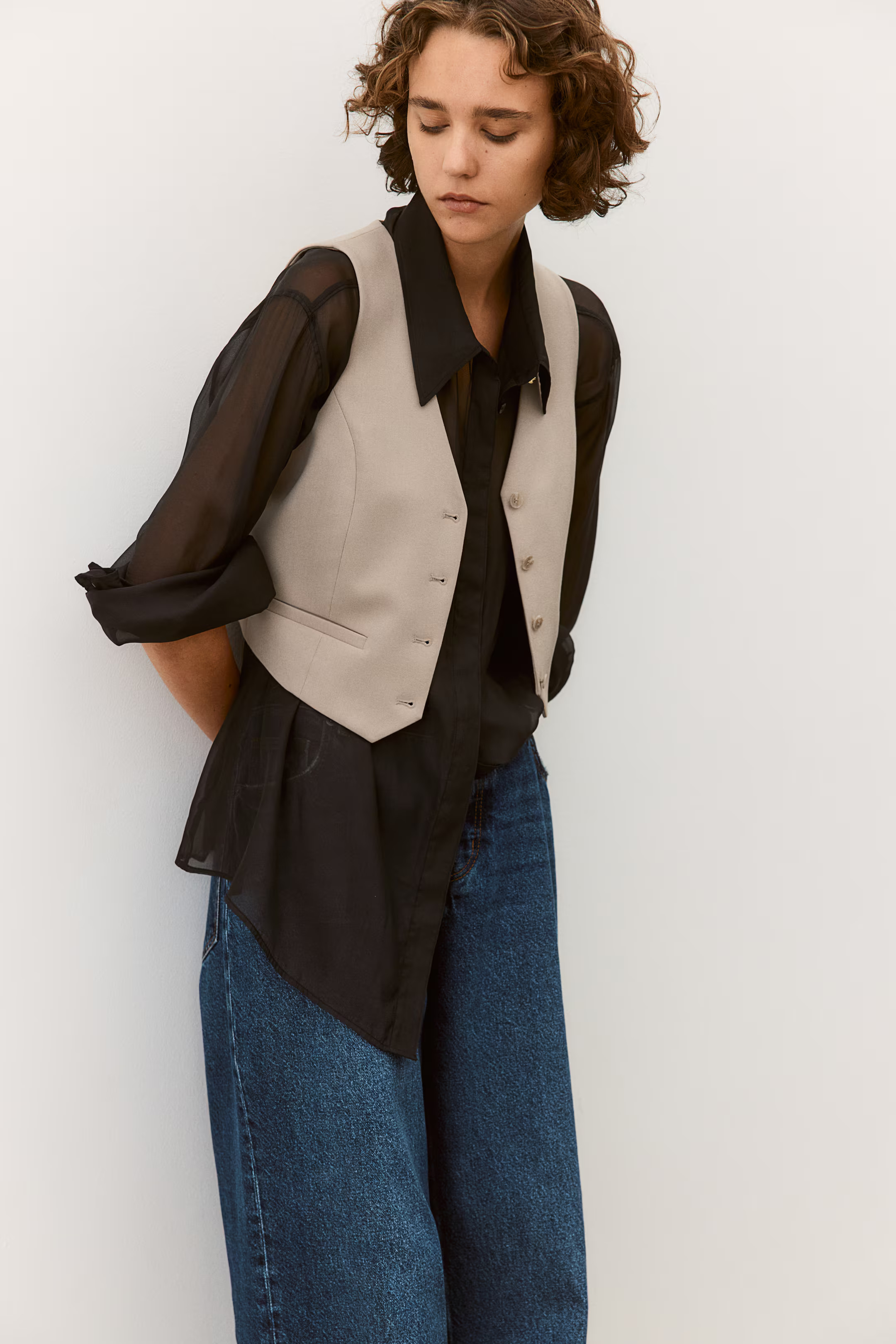 Anzuggilet | H&M (DE, AT, CH, NL, FI)