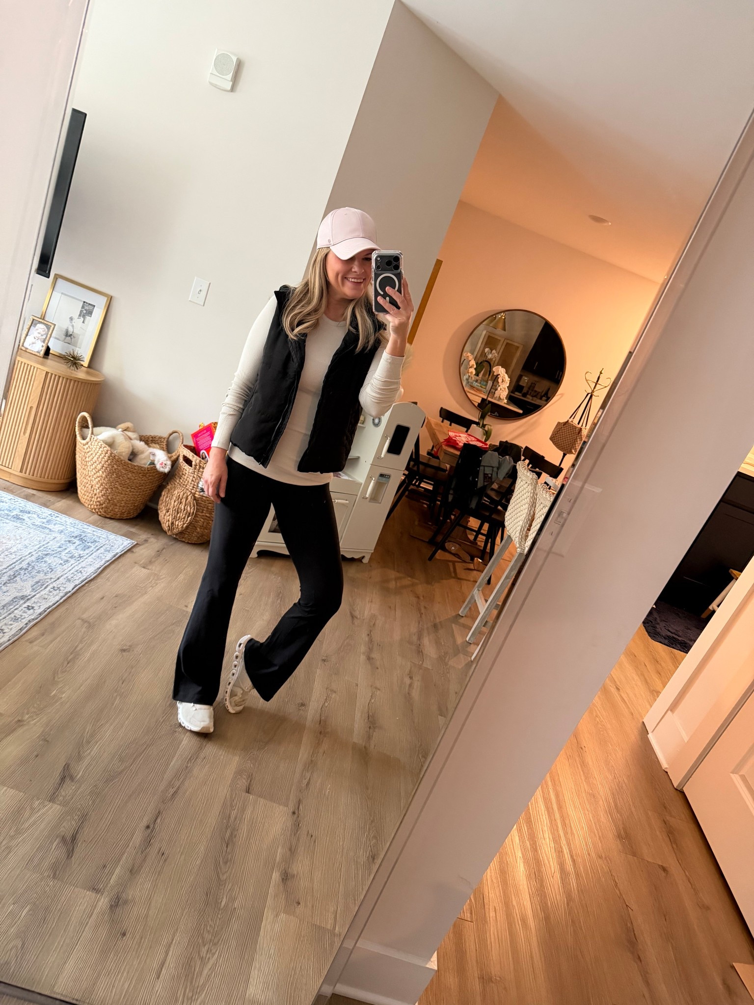 Major love for these bootcut align pants ❤️❤️