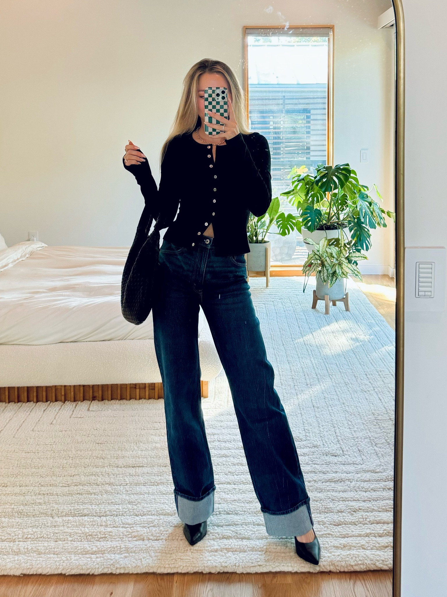 Jeans are on sale for under $100. Wearing a 25 in the jeans and XS sweater. 

#LTKFindsUnder100 #LTKSaleAlert #LTKSeasonal