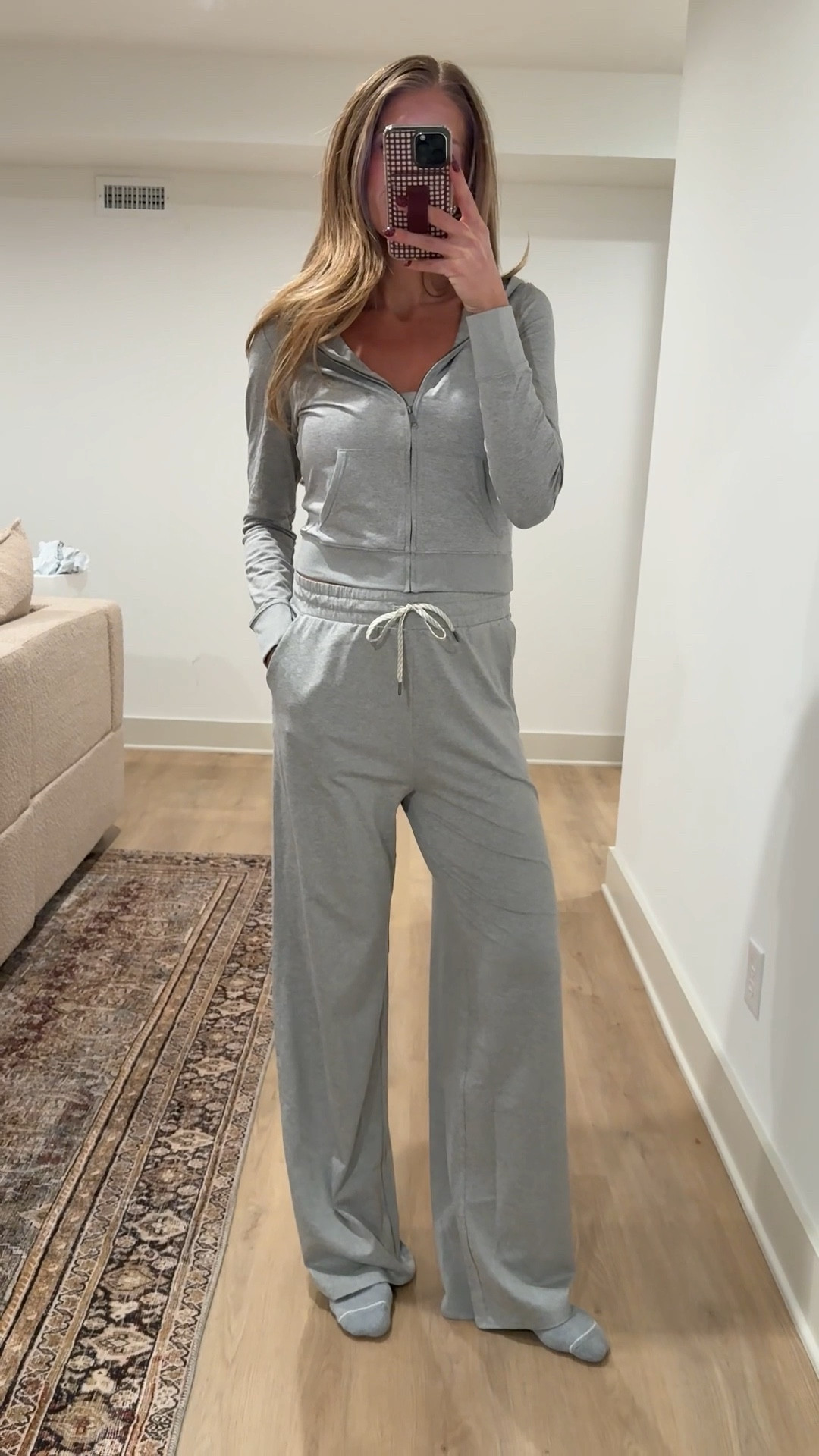 Today’s bump friendly and tall girl friendly ootd! 
Medium in top and medium long in bottoms for bump. They usually run tts! 
The bra I’m wearing is also on sale ! It’s padded and the best especially for pregnancy 




Vuori, lounge set, tall sizes, long inseam, 

#LTKootd #LTKTall #LTKBump