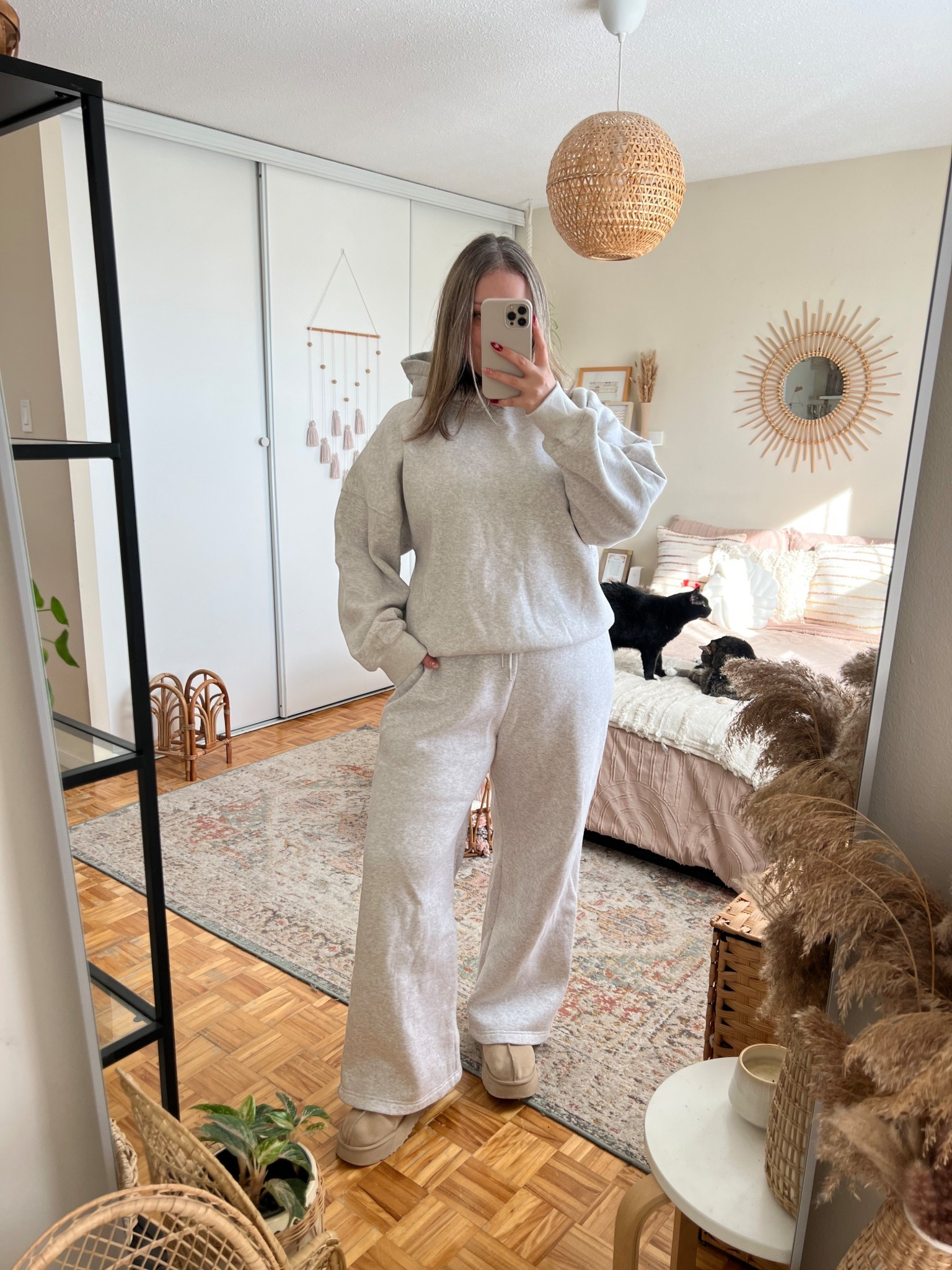 Comfy matching set! Code DENIMAF for extra 15% off! Hoodie runs small, sized up to XL for an oversized fit. Wearing my usual L in the wide leg sweatpants. Comfy outfits, everyday style 
@abercrombie 

#LTKmidsize #LTKwinter #LTKsale