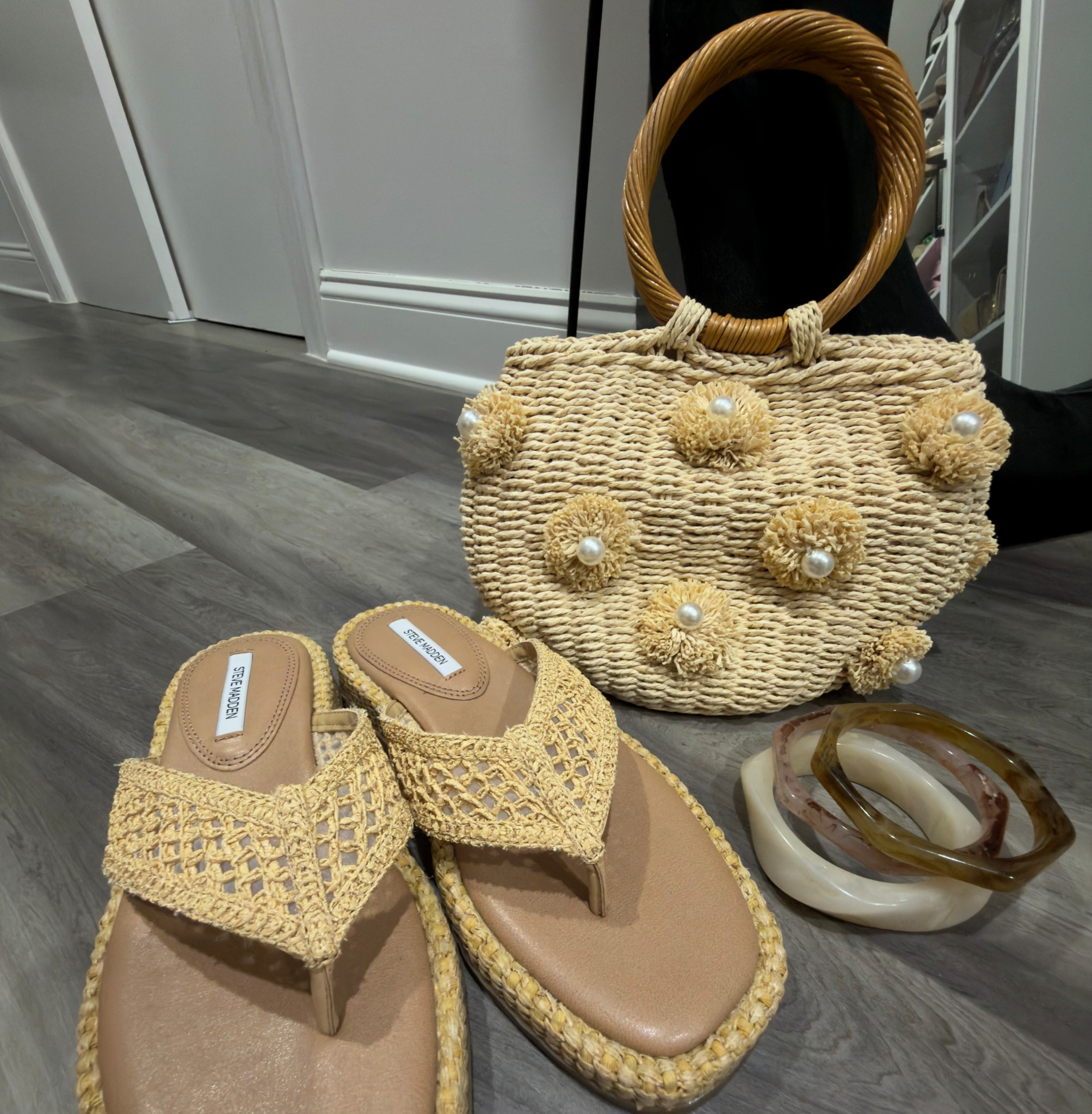 Vacay vibes 🤎  #ltkstevemadden #ltkamazon #ad #sponsored @Steve Madden US 

#LTKSeasonal #LTKootd #LTKSwim