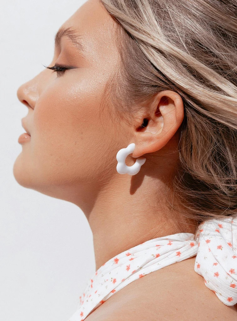 Driftwood Earrings Gold / White | Princess Polly US
