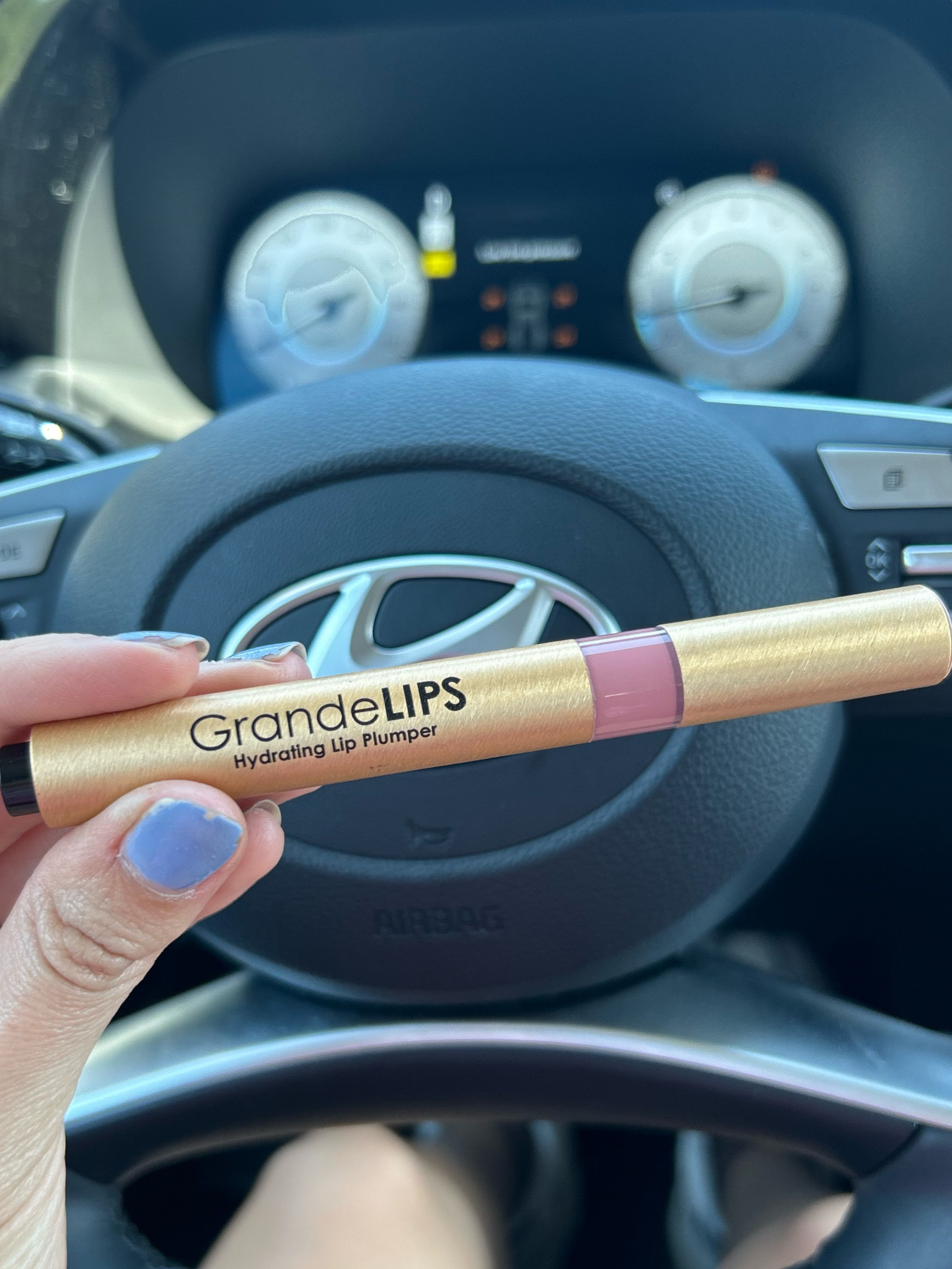 The perfect amount of shine and plump 😍✨