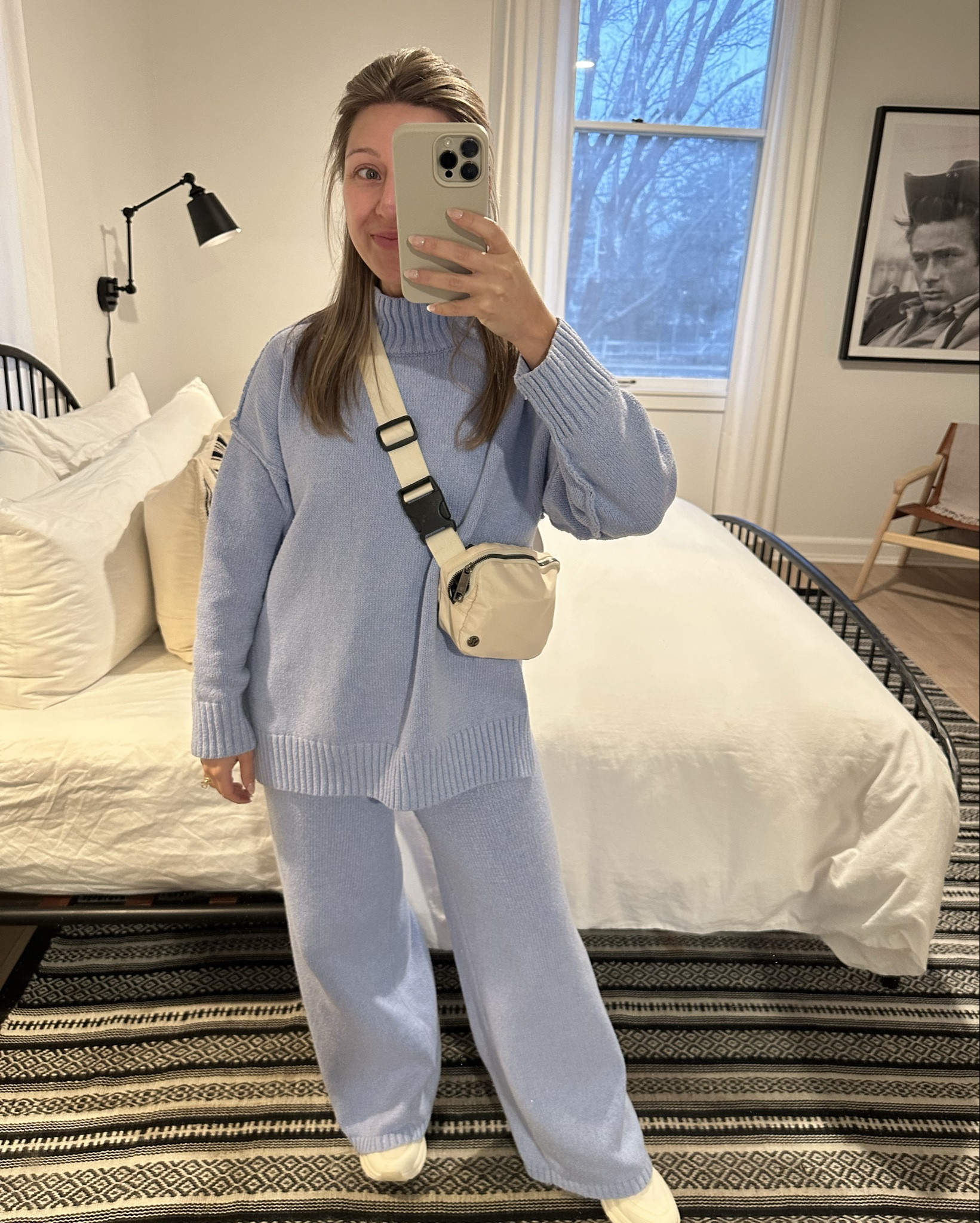 One of my favorite sets ever! Comes in 12 different colors and runs very generous. Wearing the size small :)

