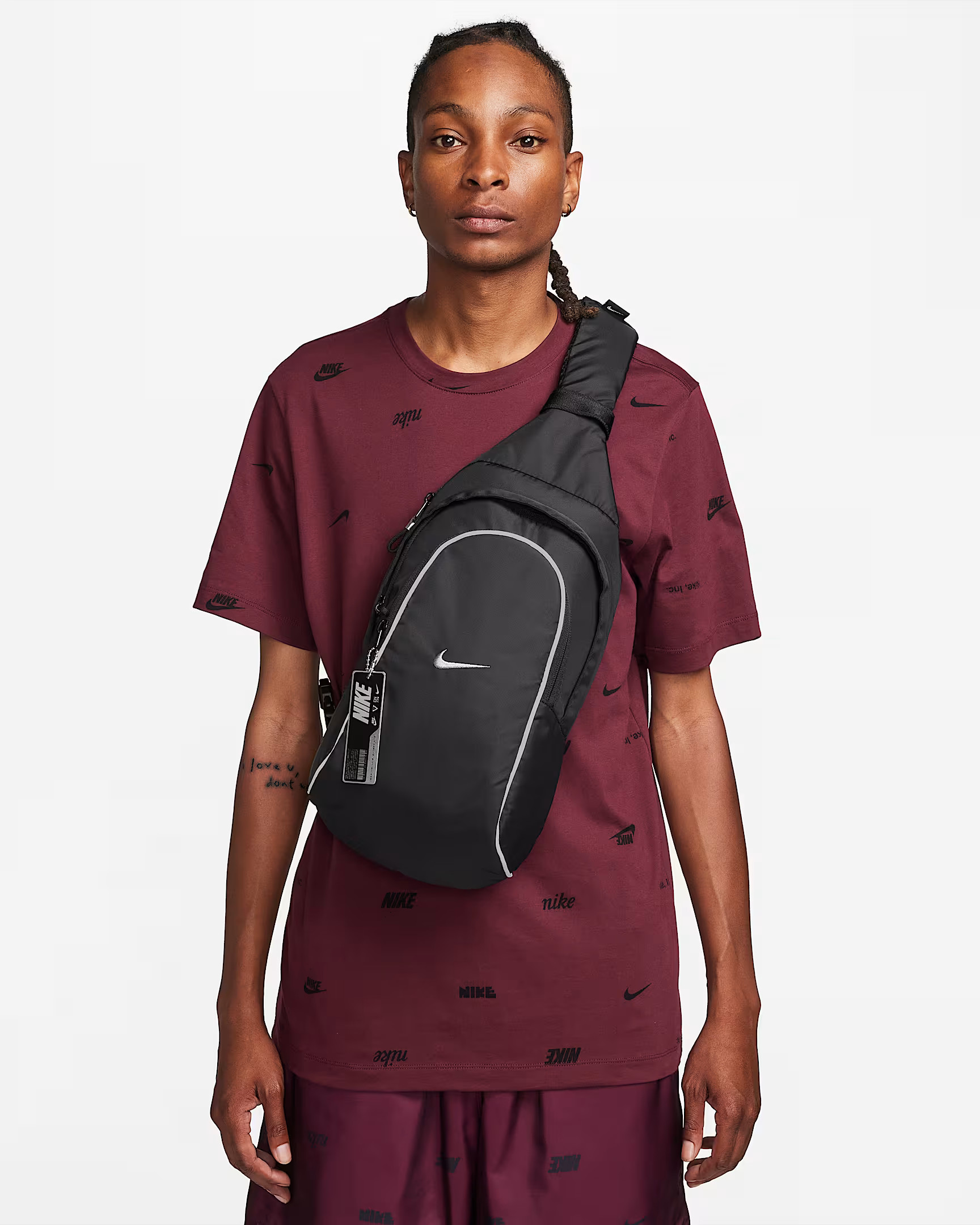 Nike Sportswear Essentials Sling Bag (8L). Nike.com | Nike (US)