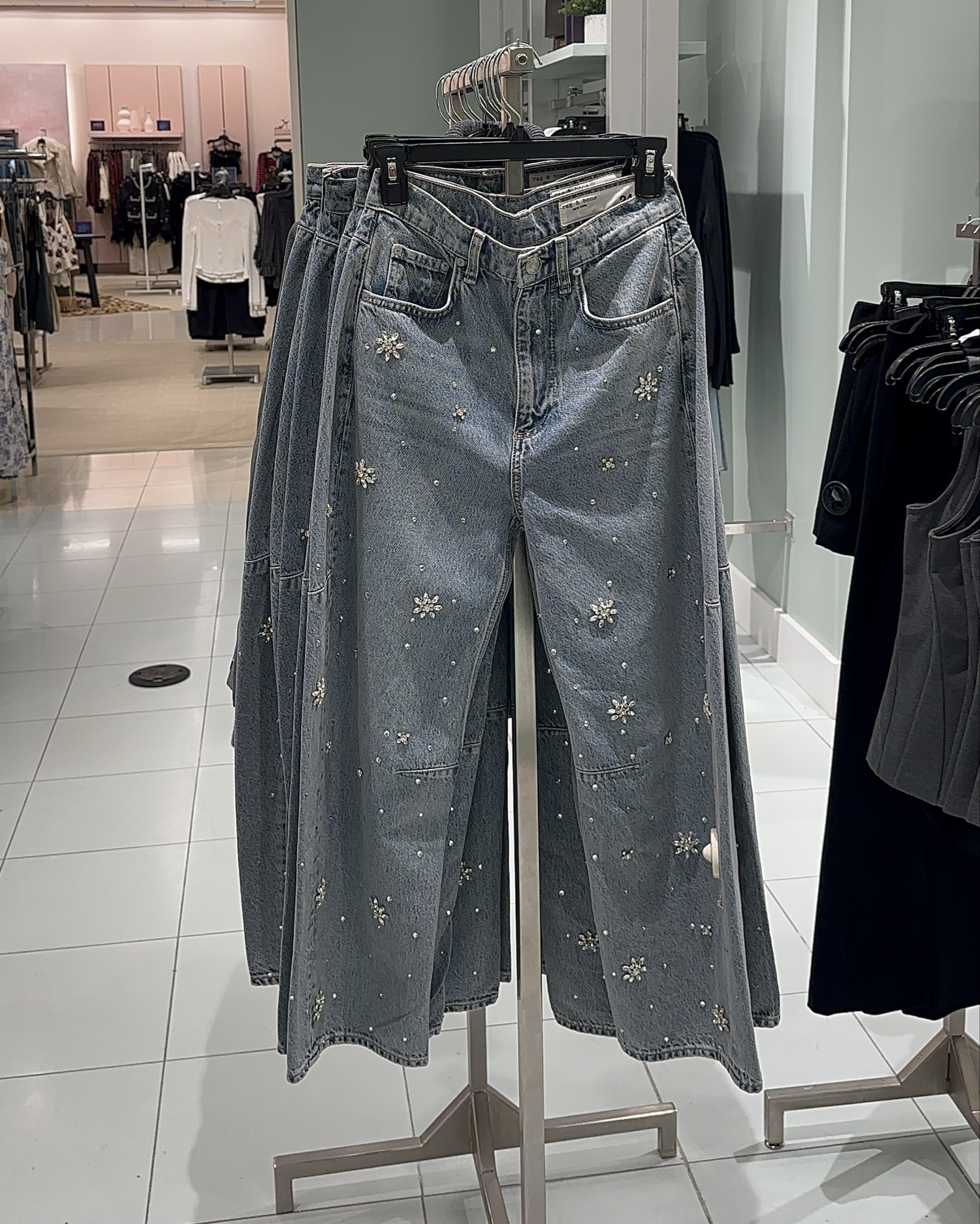 Let’s shop in store at Bloomingdale’s ✨

#LTKstorytime #LTKmorningroutine #LTKdayinmylife