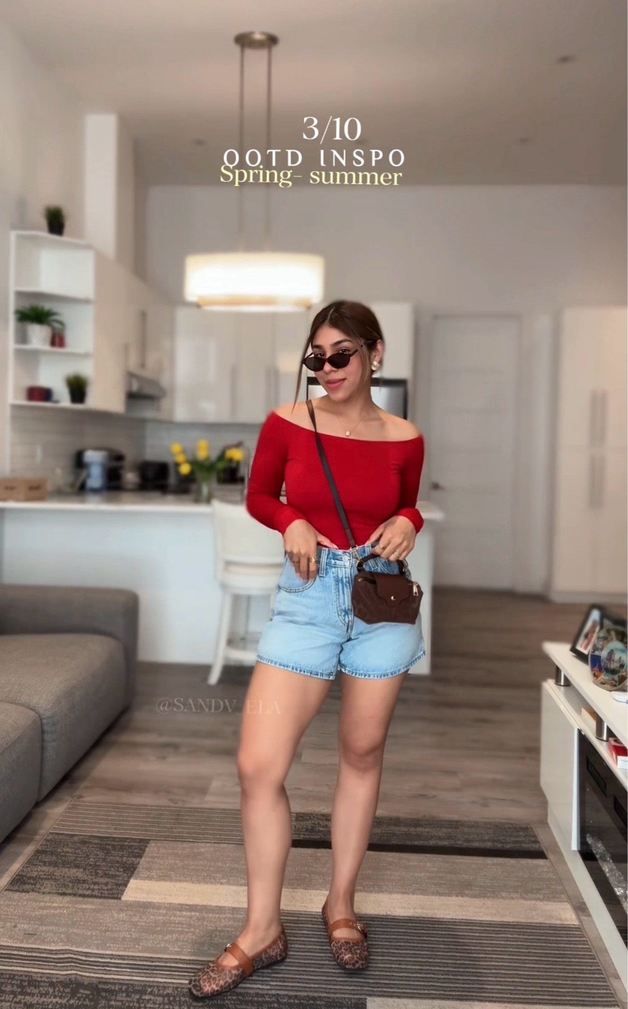 OOTD inspo Spring/Summer
Día 3/10💕🌷
Guárdalo para inspo y sígueme para más tips
Fit details (para referencia🫶):
Peso: 63 kg
Altura: 1.60 cm
Talla: short 27  / M en camisa
Zapato: 25 cm (US 8)
Outfit fresh + summer vibes