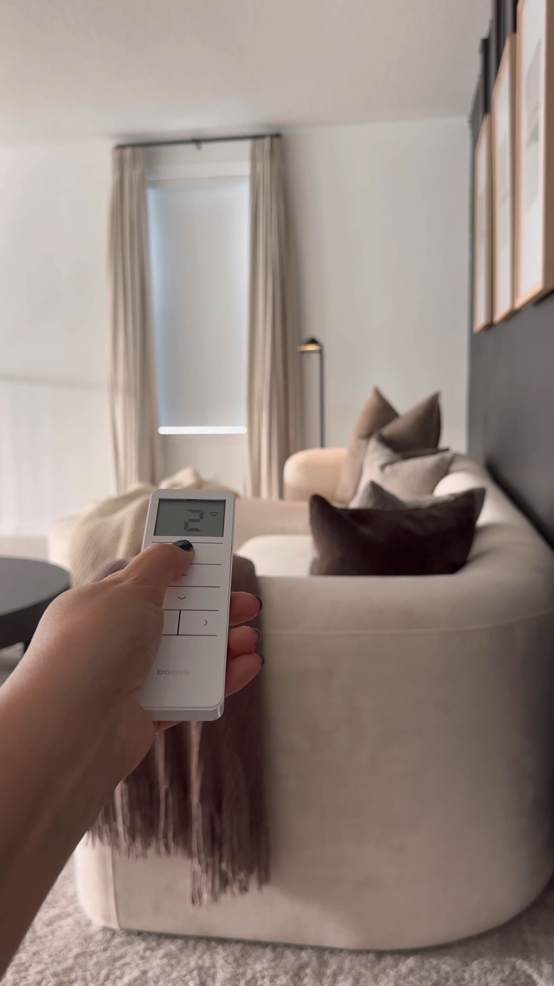 These remote control shades are available in different colors and they’re perfect for blocking out the sunlight! ❤️



Home
Home decor
Window binds
Window shades
Roman shades 
Automatic shades
Tokblinds

#LTKHome #LTKSaleAlert #LTKvlog