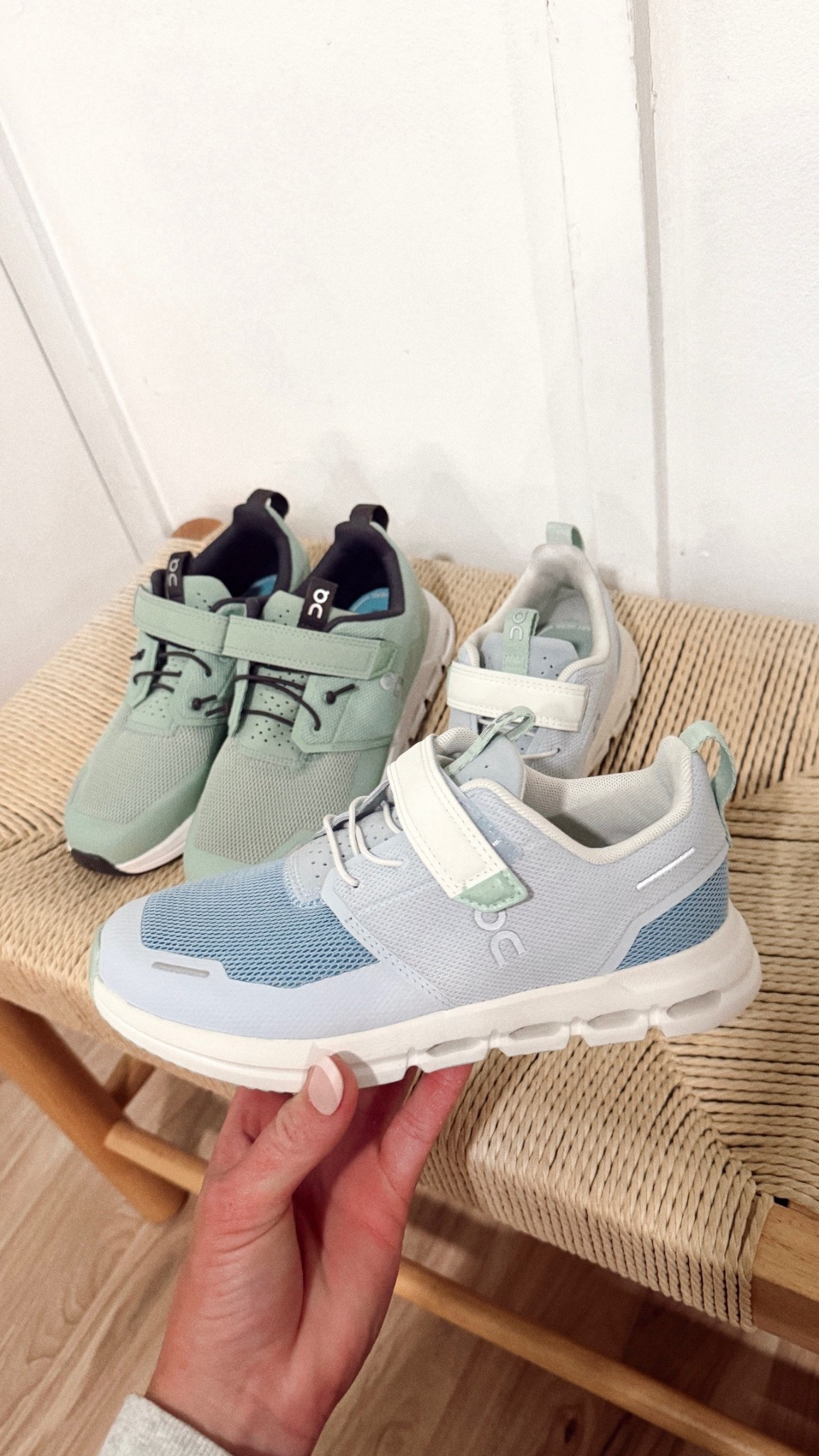 Kid back to school tennis shoes 

On clouds 
Blue shoes 

#LTKActive #LTKShoeCrush #LTKKids