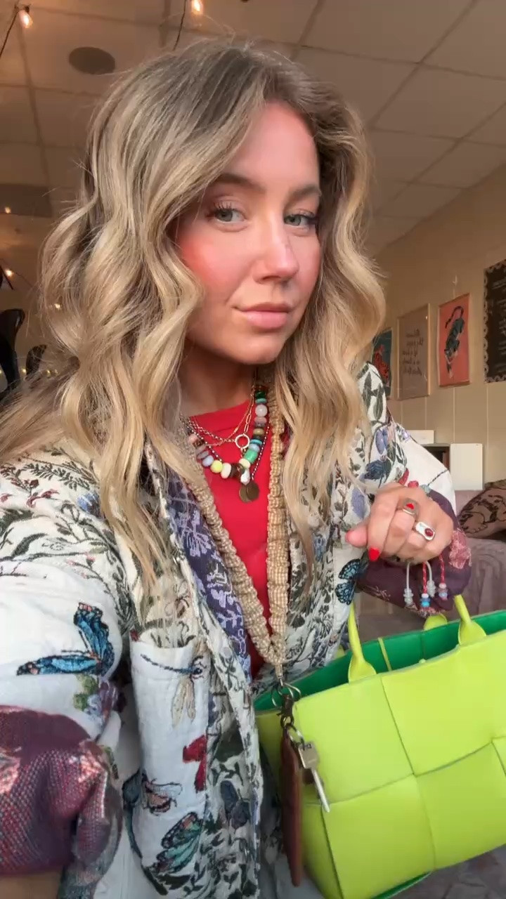 muffin Thursday called for a butterfly jacket
Jacket is on sale today with code 40STAR ✨￼

#LTKdayinmylife #LTKootd