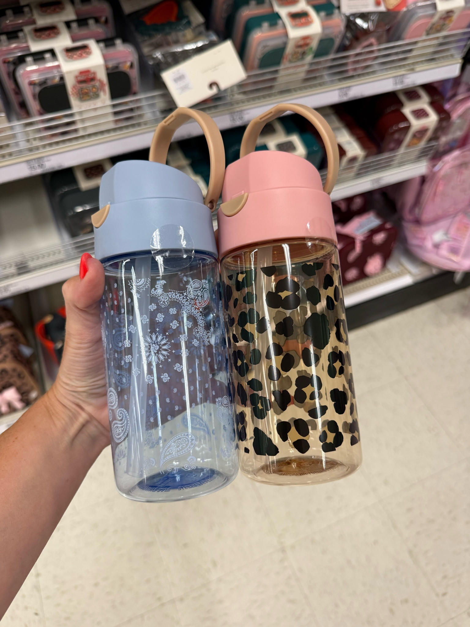 Target 
Backpack
Lunchbox
Bentobox
Back to school 
School must haves