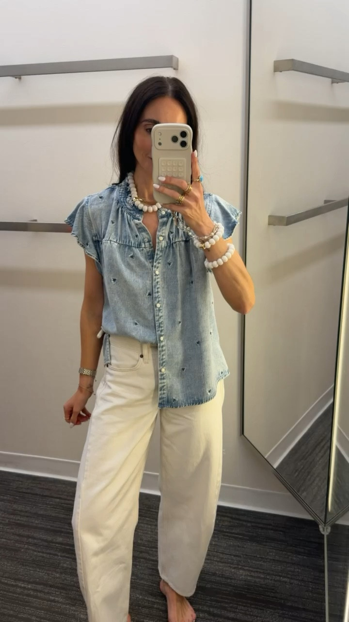 I'm wearing size S in top. 

floral embroidered top, white jeans, barrel leg jeans, cute outfit, annabrstyle

#LTKootd #LTKOver40