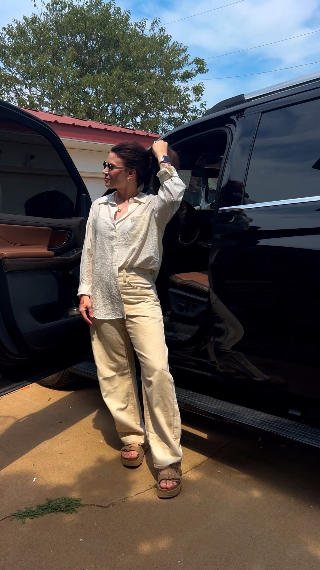 target ootd 🤟🏻

I’m wearing a 28 in the barrel jeans and an xxl in the top. 

#LTKBeauty #LTKStyleTip #LTKWorkwear