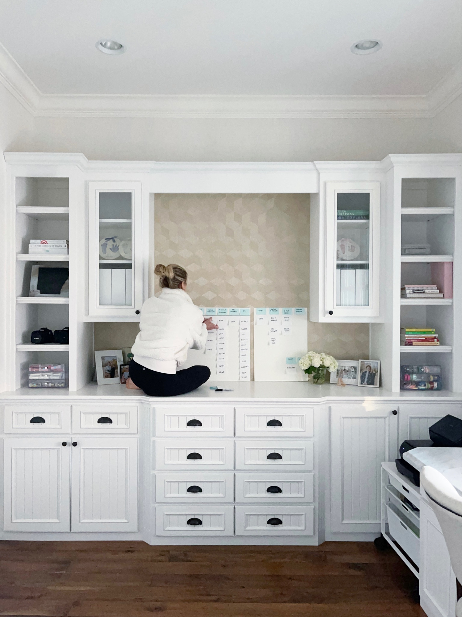 Hard to believe we are nearing the middle of January! Did you plan on setting goals for the new year but are having a tough time getting started? This posterboard strategy is one that I have used many years when I have been struggling to get going. I use big oversized, posterboard, some sticky notes, and a sharpie. That’s all you need to break down your goals into small, tangible actions. Give it a shot – it is an inexpensive strategy to help get you going. 🤍

#LTKhome #LTKworkwear #LTKSeasonal