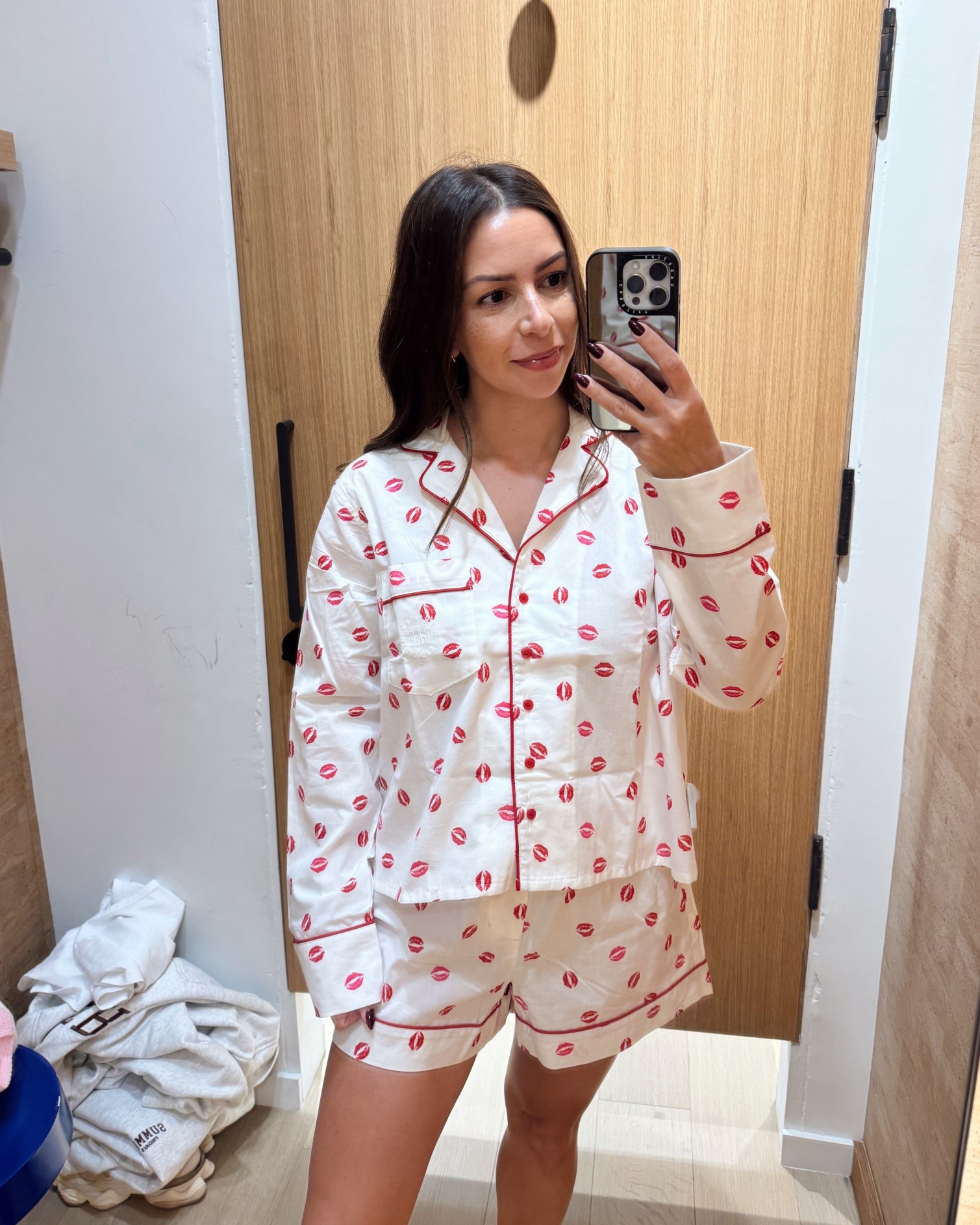 Gap x Summer Fridays collection

Kiss print pajama set
Top- small
Shorts- small

Petite, loungewear, Valentine’s Day, casual outfit, pink outfit, pajamas, kiss print, lip print


#LTKPetite #LTKootd #LTKFindsUnder100