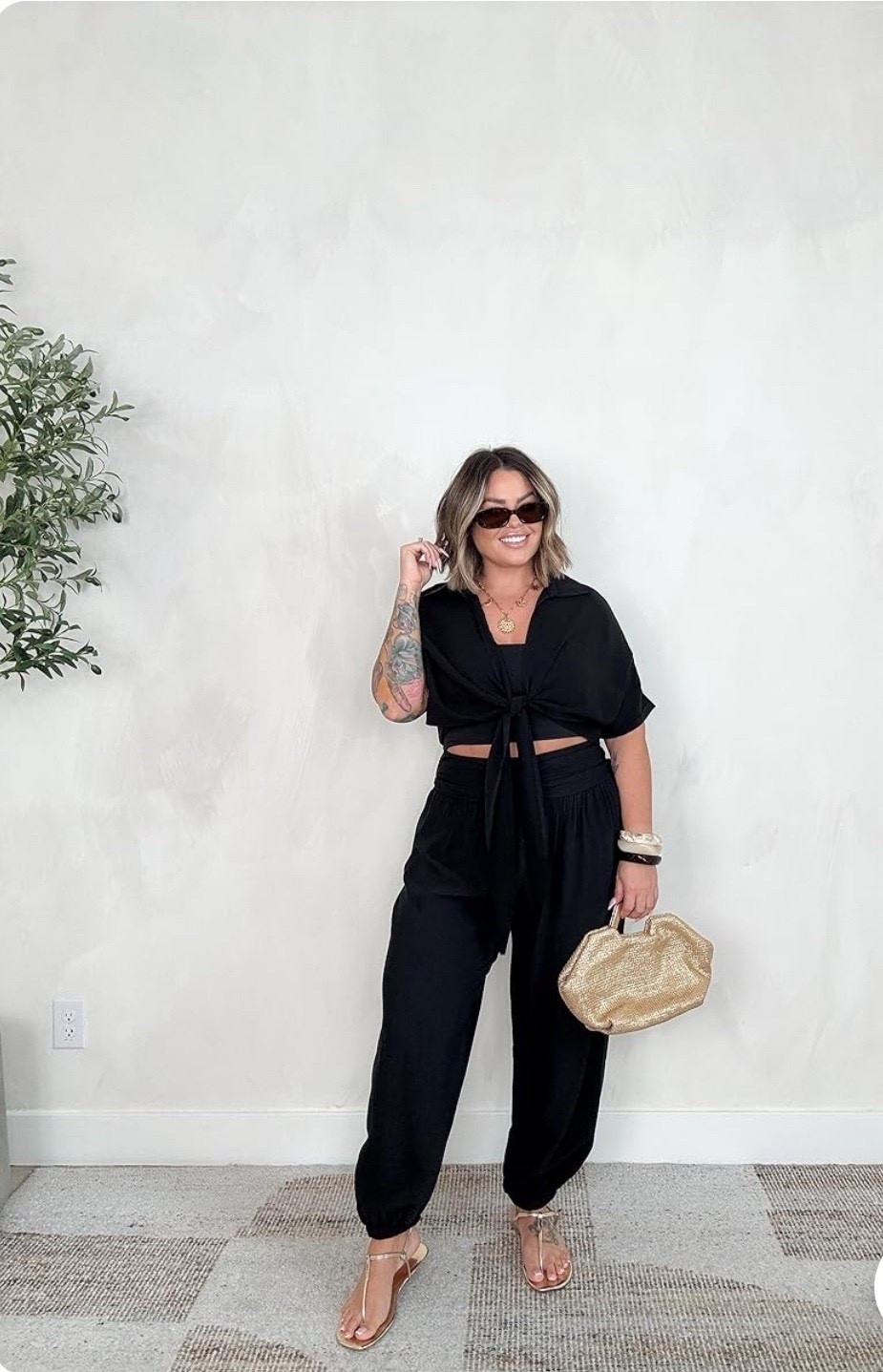 Pants and top xl






#MidsizeFashion #CurvyStyle #MatchingSet #AllBlackOutfit #EffortlessStyle #CasualChic #FlatteringFits #OutfitInspo #FashionOver40 #ChicOutfits #MinimalStyle #OOTDInspo #StyleInspo #ComfortableStyle #EverydayOutfits #ModernFashion #NeutralStyle #WardrobeEssentials #AmazonFashion #SimpleStyle

Follow my LTK @shaynaslife on the @shop.LTK app to view this post and get my exclusive app-only content!

#liketkit 
@shop.ltk
https://liketk.it/5VPIe