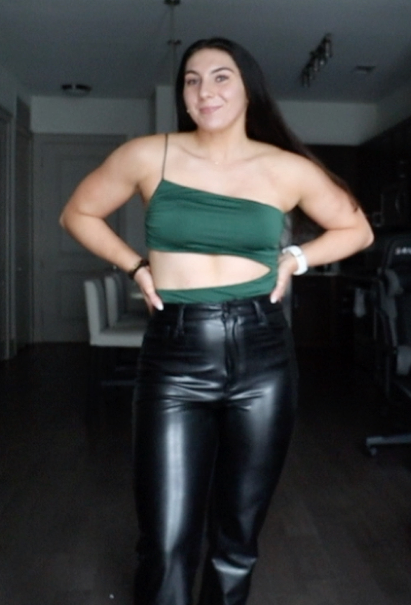 Green bodysuit fit

#LTKsalealert #LTKU #LTKfit