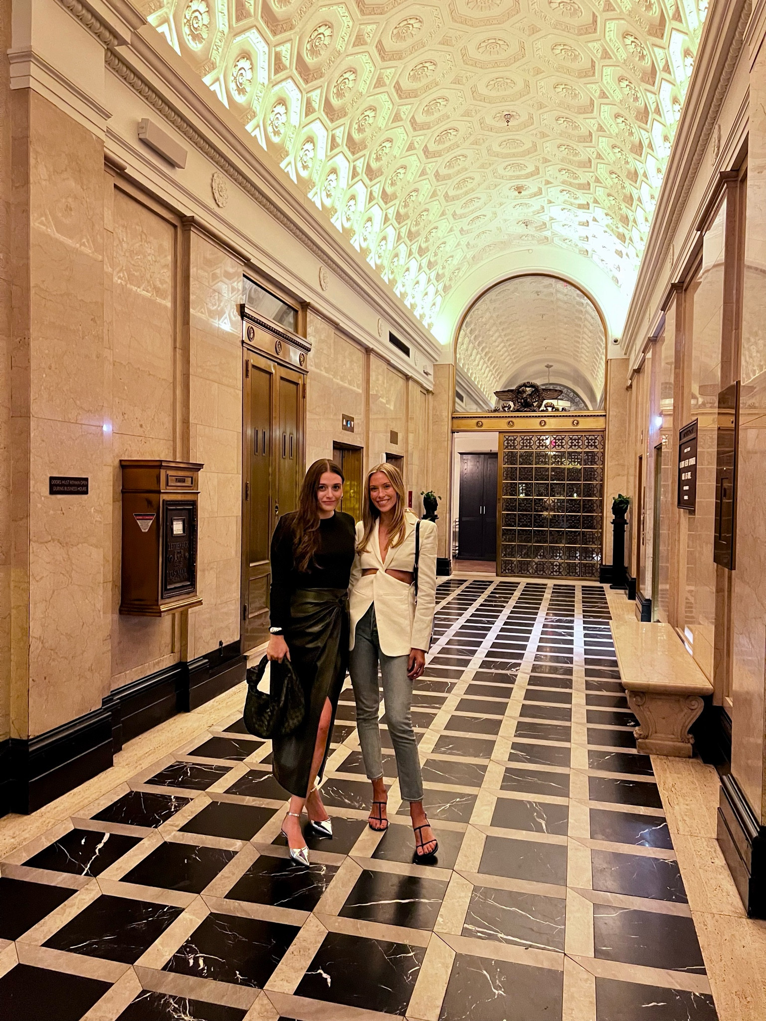 Fall Outfits for dinner in DC 🫶🏼

#LTKfindsunder100 #LTKtravel #LTKstyletip