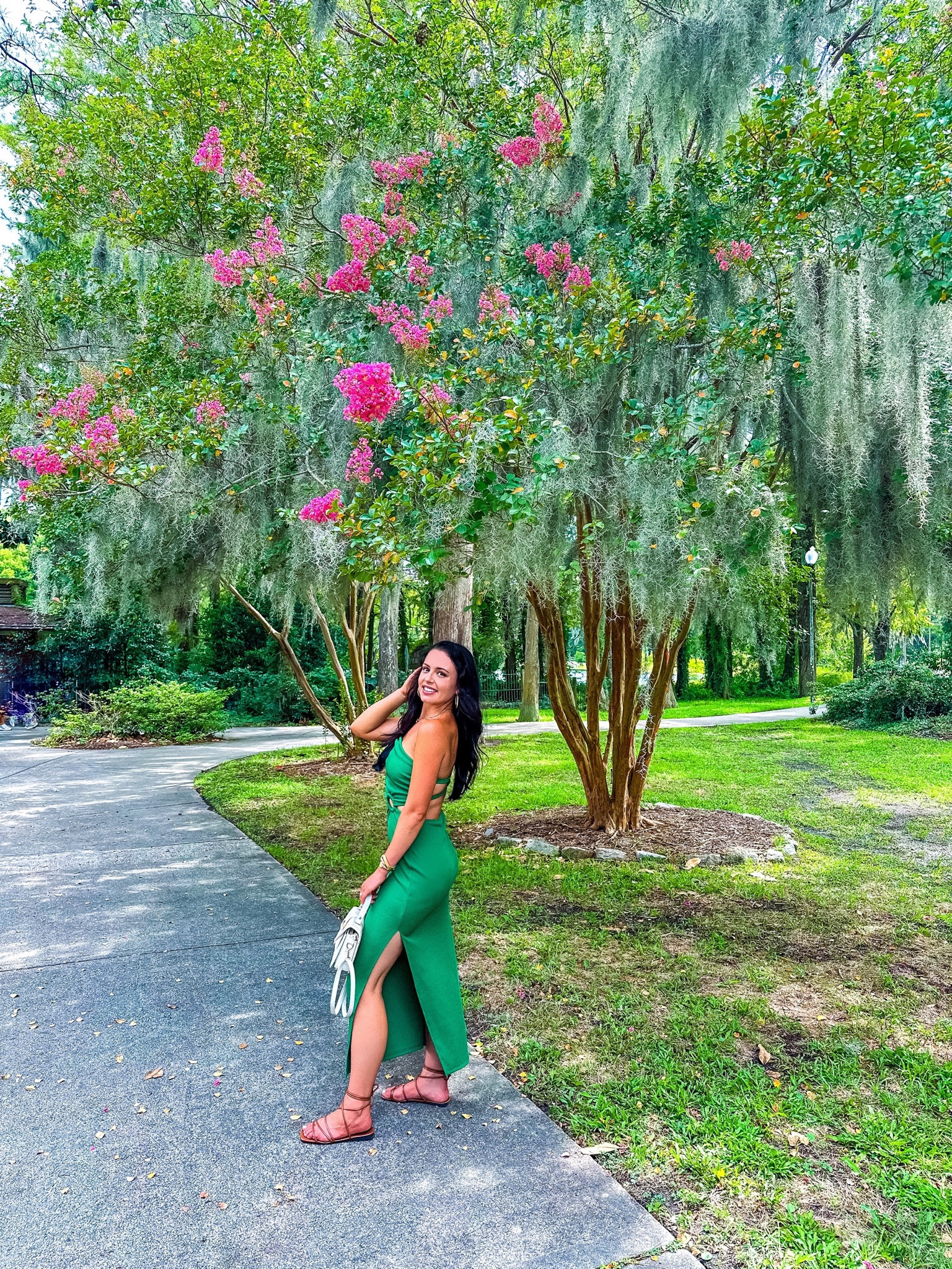 Under $40 amazon cutout one shoulder ribbed maxi dress (small, 5+ colors), under $30 amazon rattan bag and under $30 amazon lace up tan heels #founditonamazon 


#LTKShoeCrush #LTKSeasonal #LTKFindsUnder50