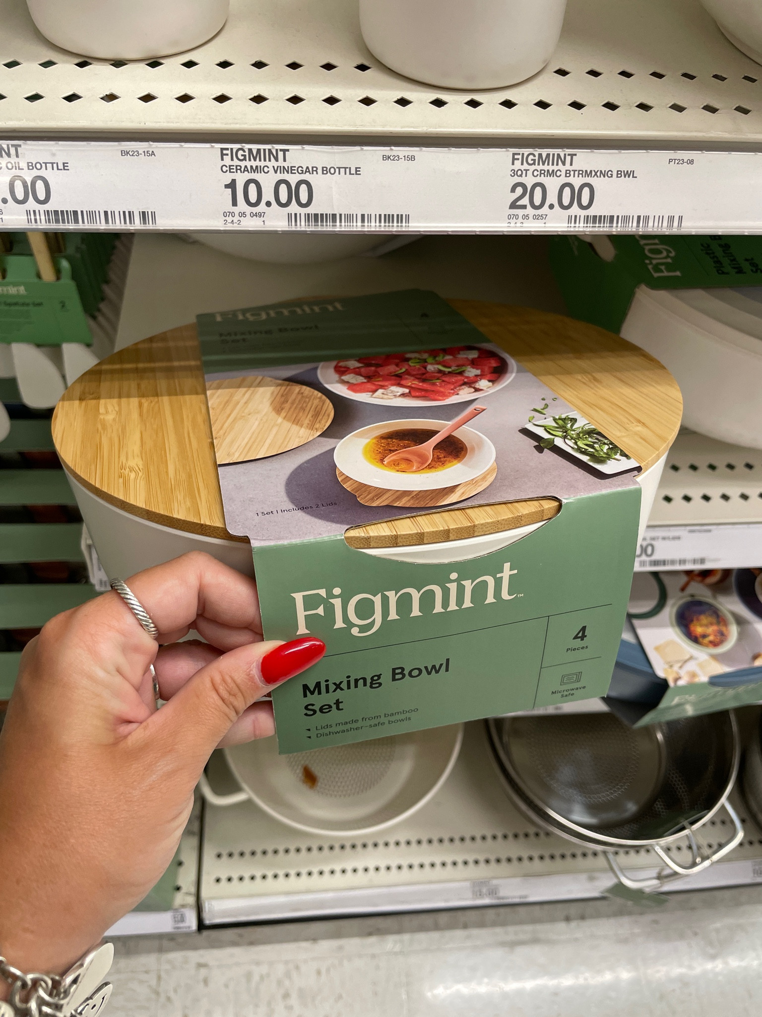 $20 mixing bowls with lids at Target 🏡🌿🥑