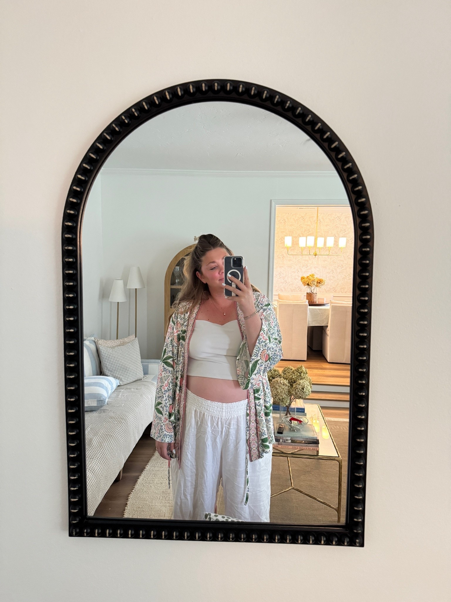 37 weeks pregnant = everything stretchy