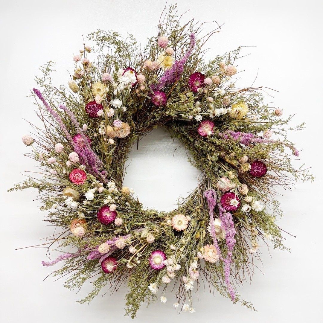 A beautifully handcrafted dried wreath filled with rustic charm 🌾 Made with twiggy quail brush, globe amaranth, strawflowers, sweet Annie, ammobium daisies, and rattail statice, this natural arrangement adds soft color and texture to any space. Each piece is grown, harvested, dried, and assembled on a small U.S. farm, making every wreath truly one of a kind. Perfect for adding a cozy farmhouse touch indoors where it can last for years.

#ltkhome #ltkfarmhouse #driedflowers #wreathdecor #farmhousestyle #rusticdecor #homedecorideas #neutralhome #natureinspired #seasonaldecor

#LTKHome #LTKSpringSale #LTKSeasonal